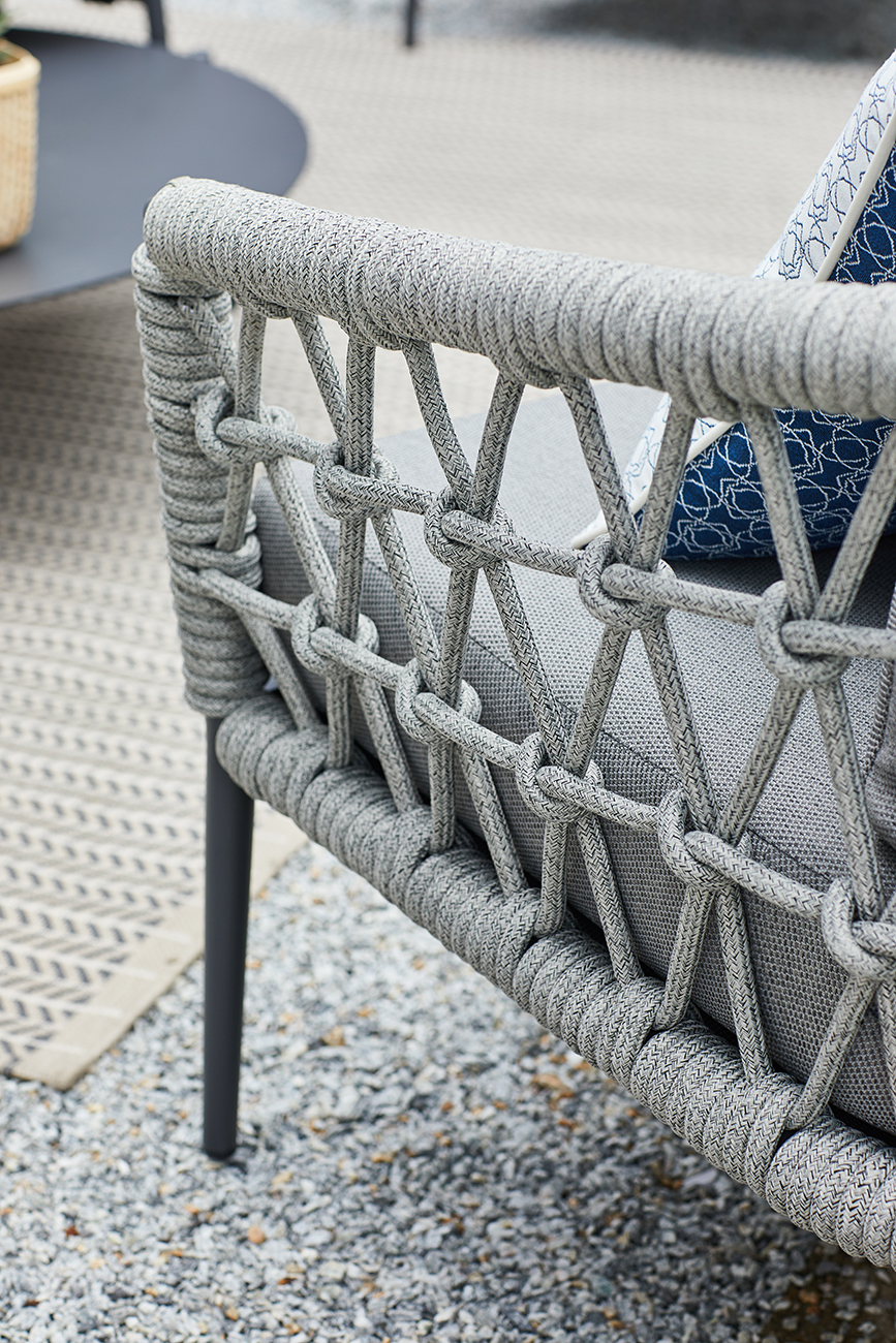 Кресло уличное Муза темно-серое с оплеткой Garda Decor 39AR-A369A-4