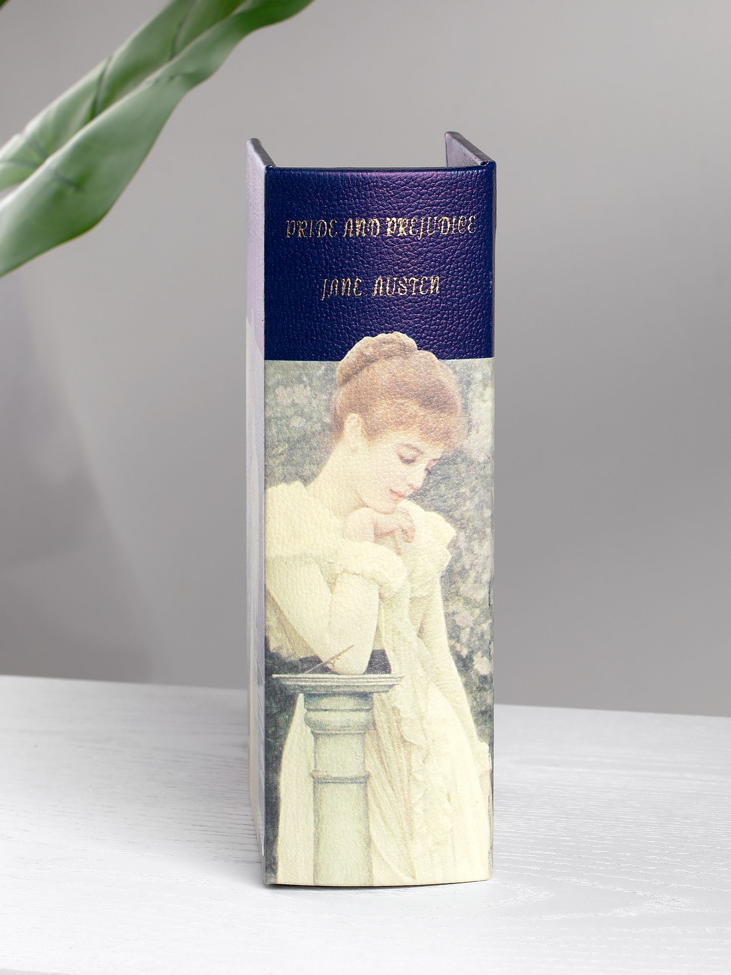 Шкатулка в виде книги Glasar 39-109/2