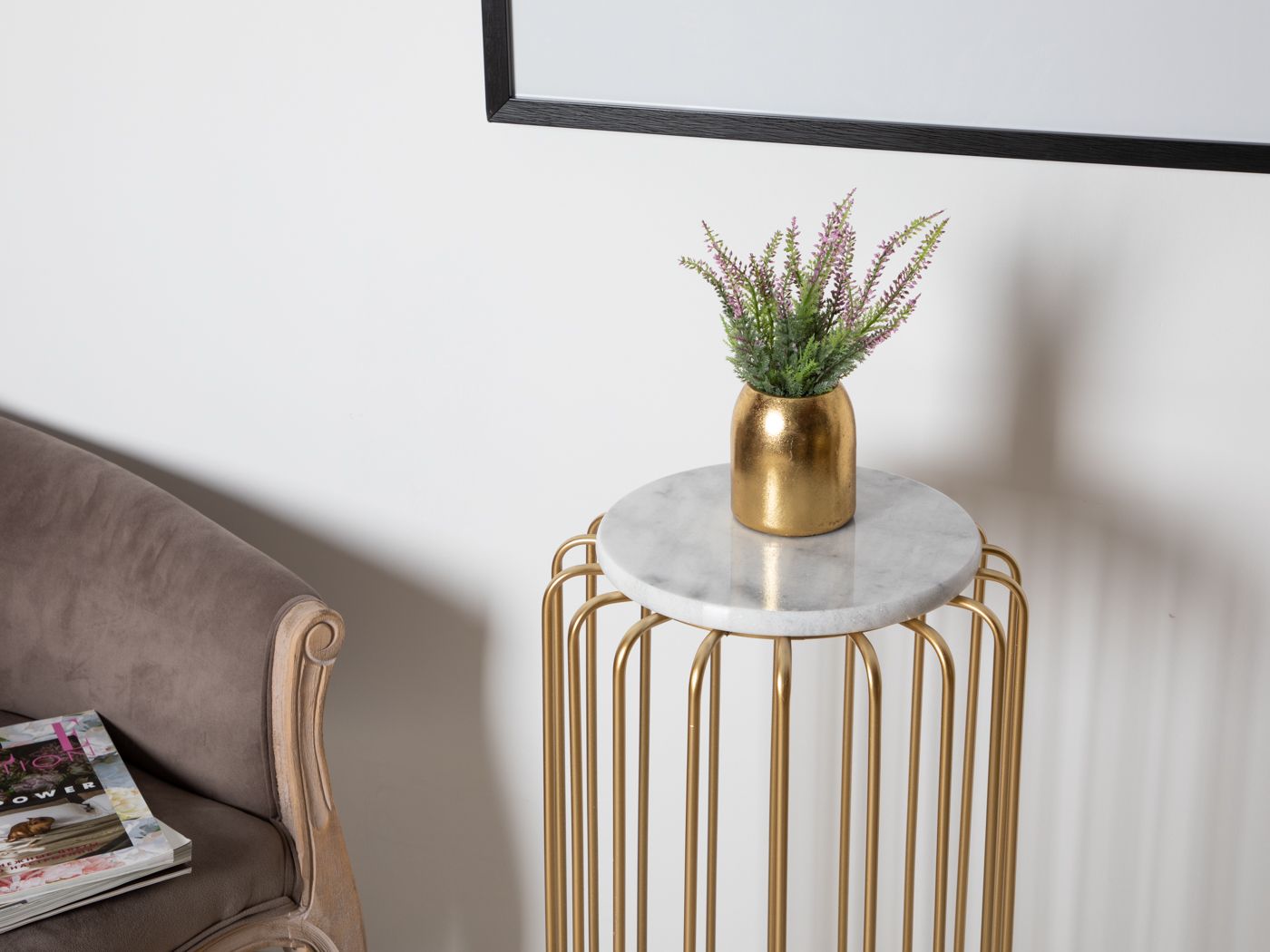 Столик интерьерный с белым мрамором Glasar 54-117