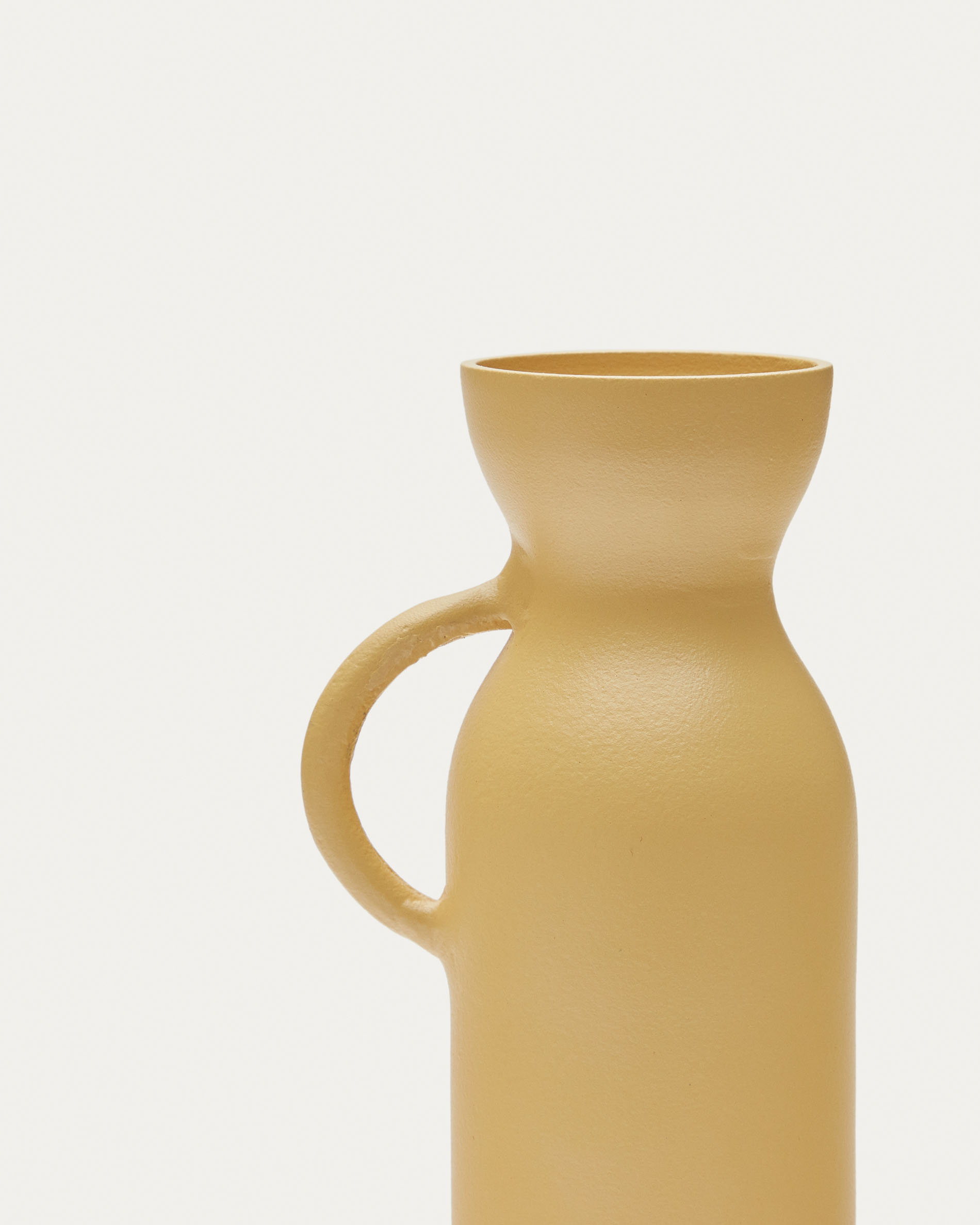 Pelras Ваза из горчичного алюминия 17.5 cm La Forma (ex Julia Grup)