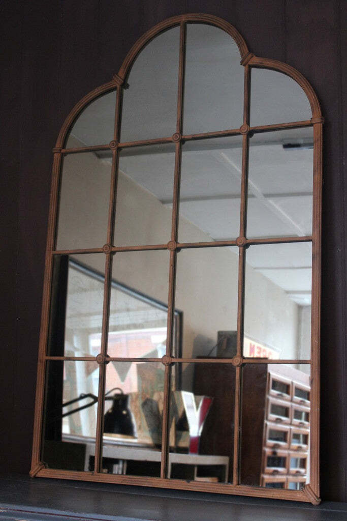 Настенное зеркало в форме окна Лоуренс Louvre Home LHMF14