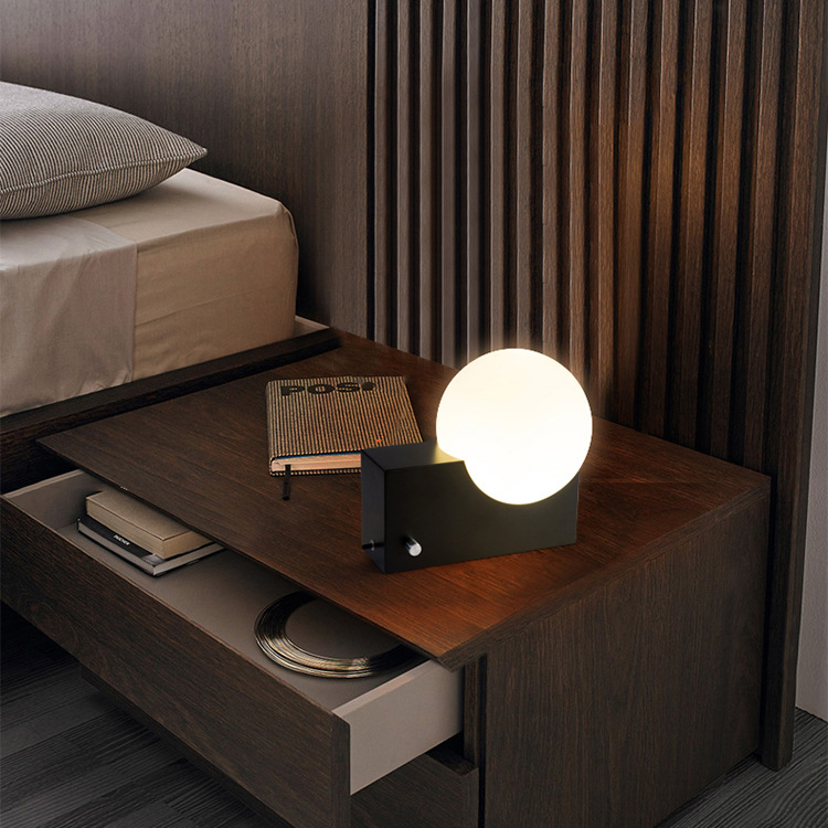 Настольная лампа PACO TAB White by ImperiumLoft