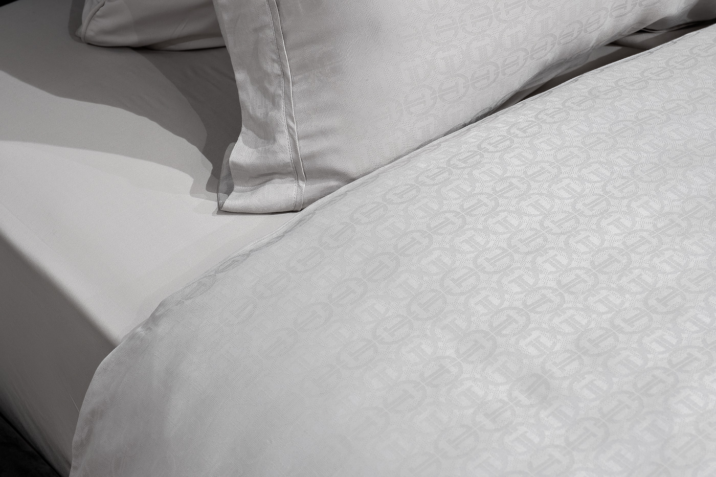 Комплект постельного белья Гарда евро бамбук серый Garda Decor 180JOD-18001