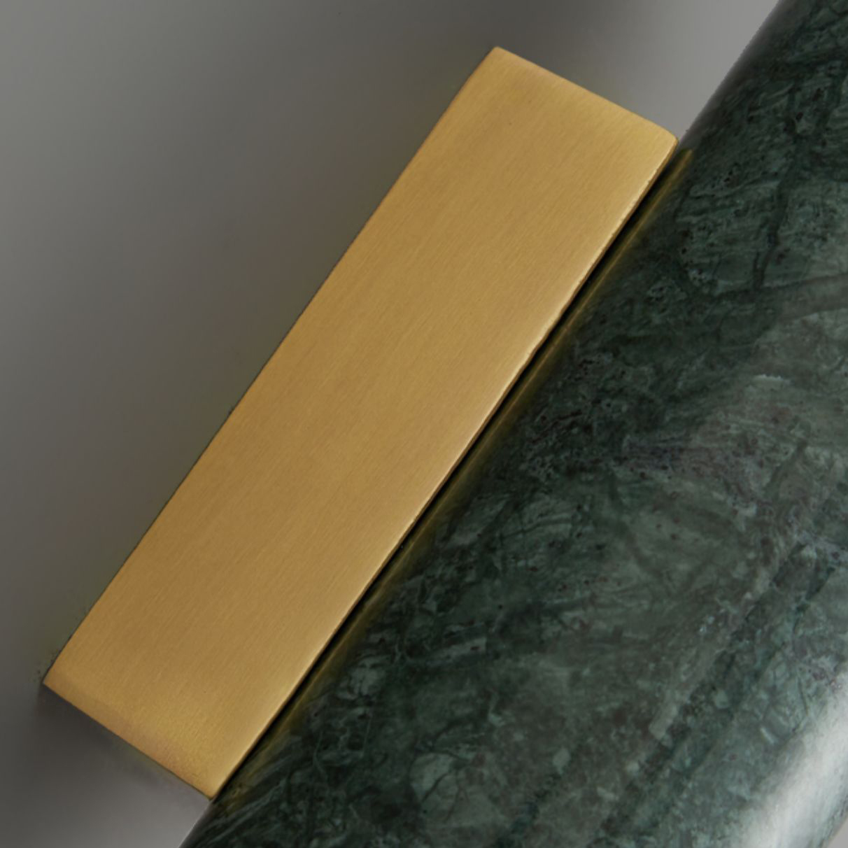 Настенный светильник MYTH Black by ImperiumLoft