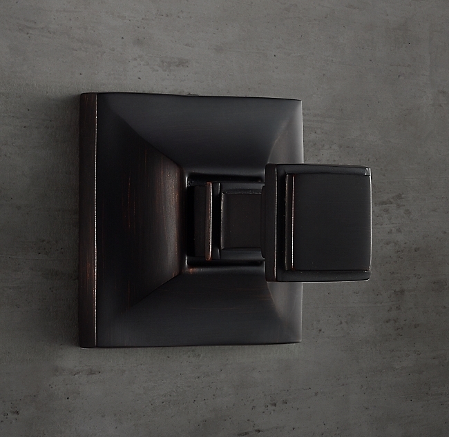 Крючок Restoration Hardware Dillon Bronze