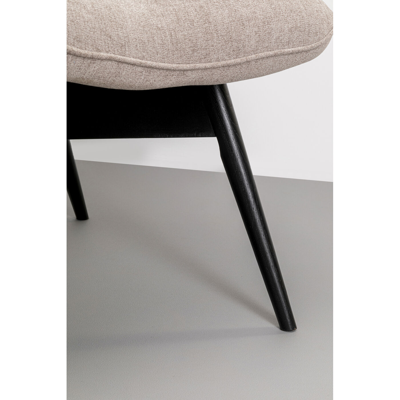 Кресло Black Vicky Light Brown KARE 70421