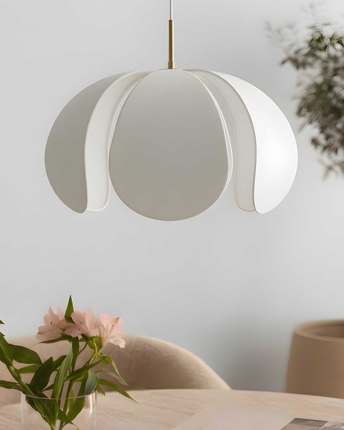 Золотой подвесной светильник Флэк с белым абажуром Louvre Home LPN080825SWL