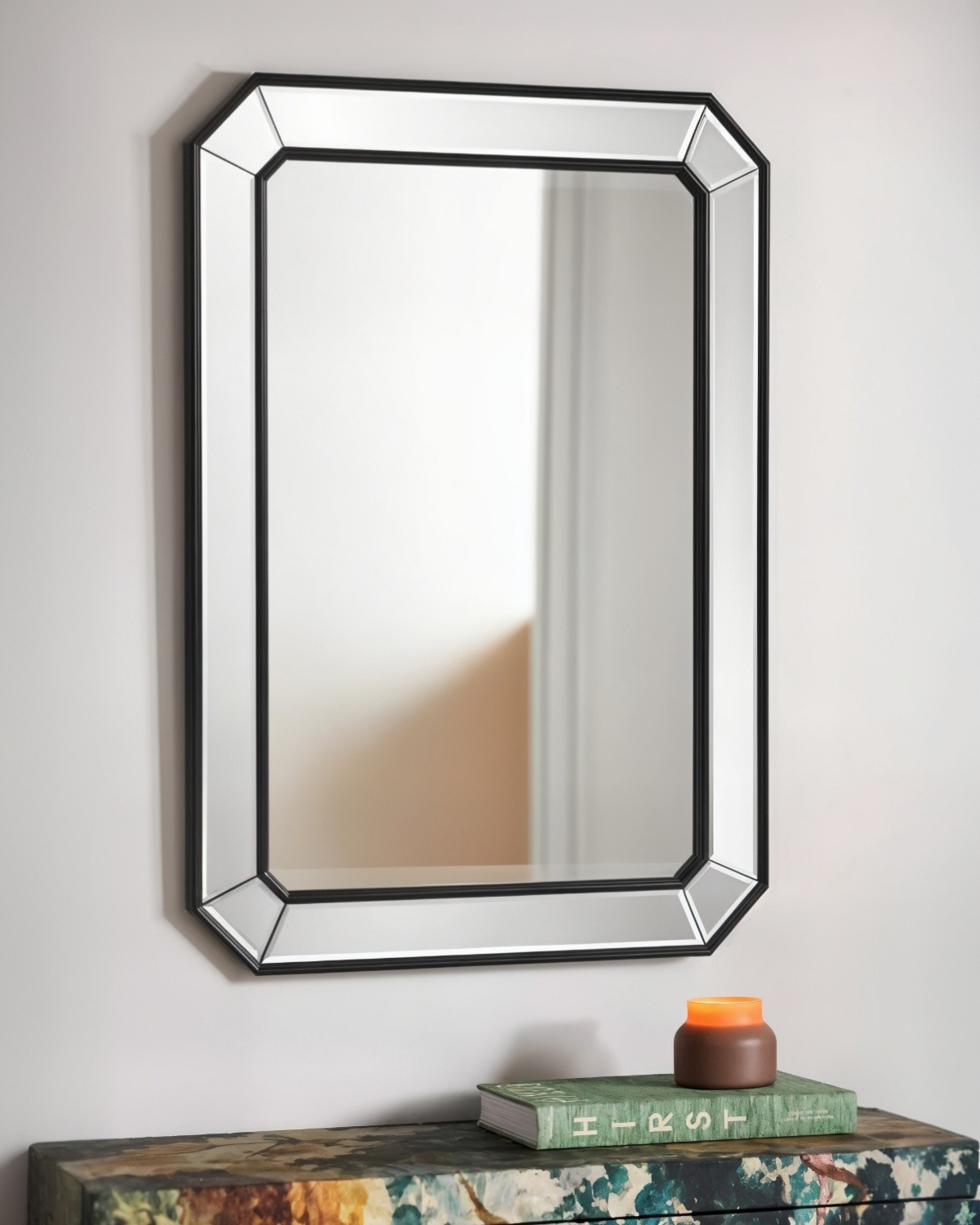 Зеркало в черной раме Леннокс Louvre Home DWM557PND