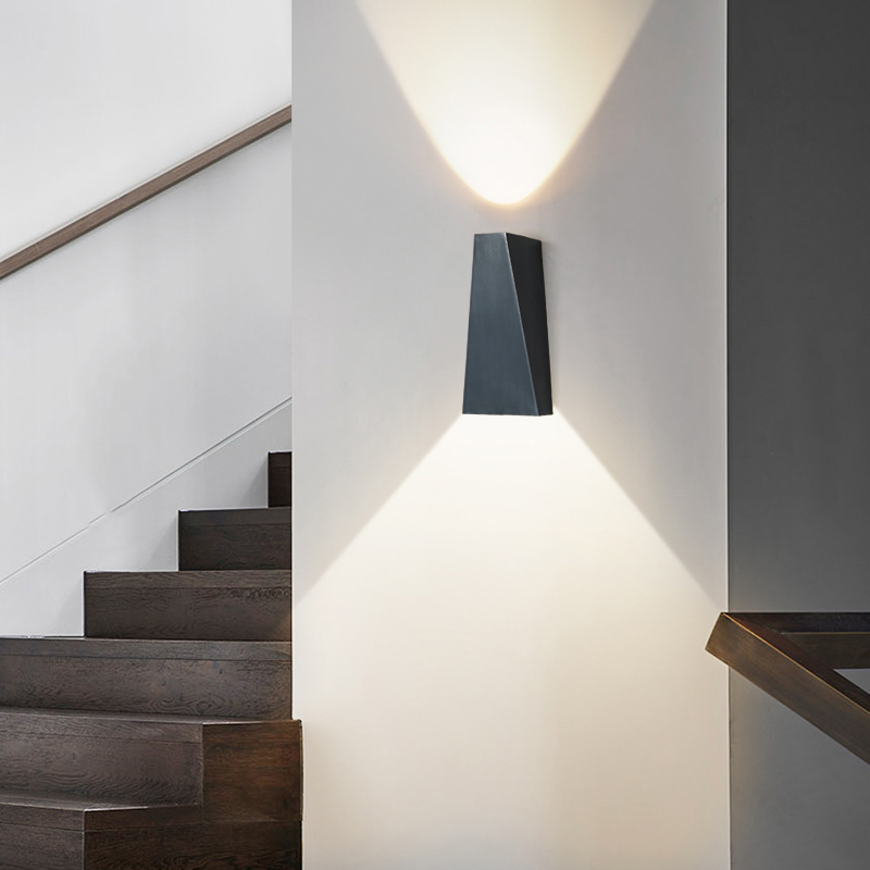 Настенный светильник LUTVI B Brass by ImperiumLoft