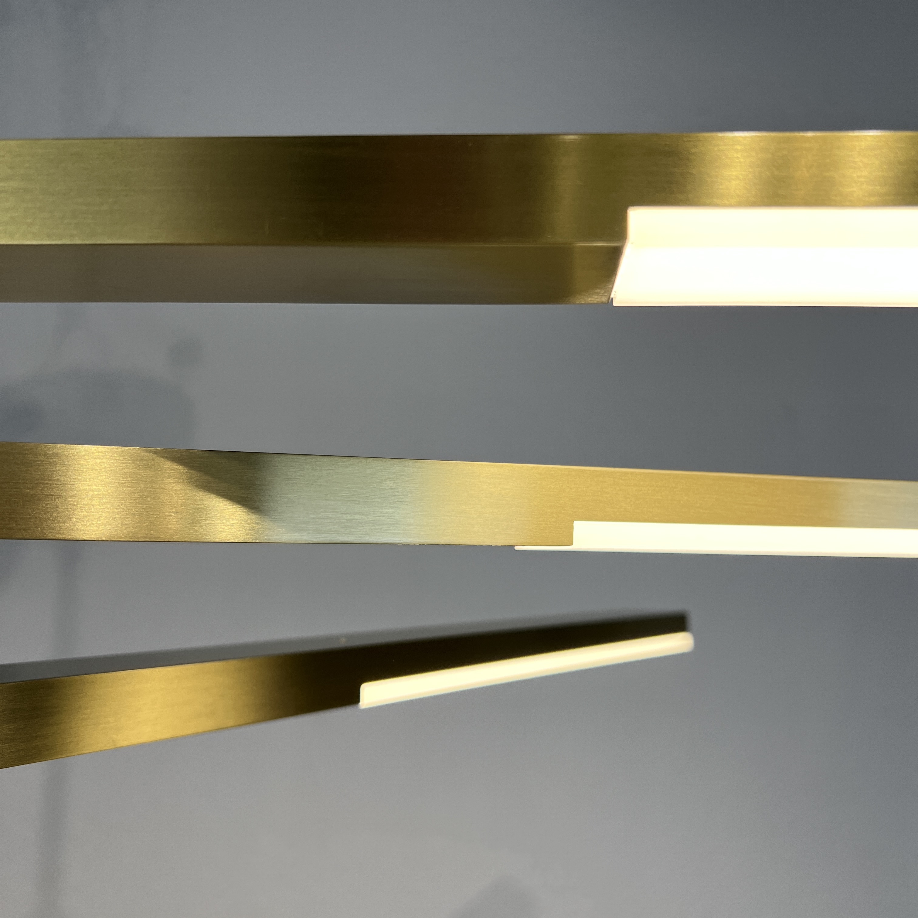 Подвесная люстра ORTON D88 Gold by ImperiumLoft