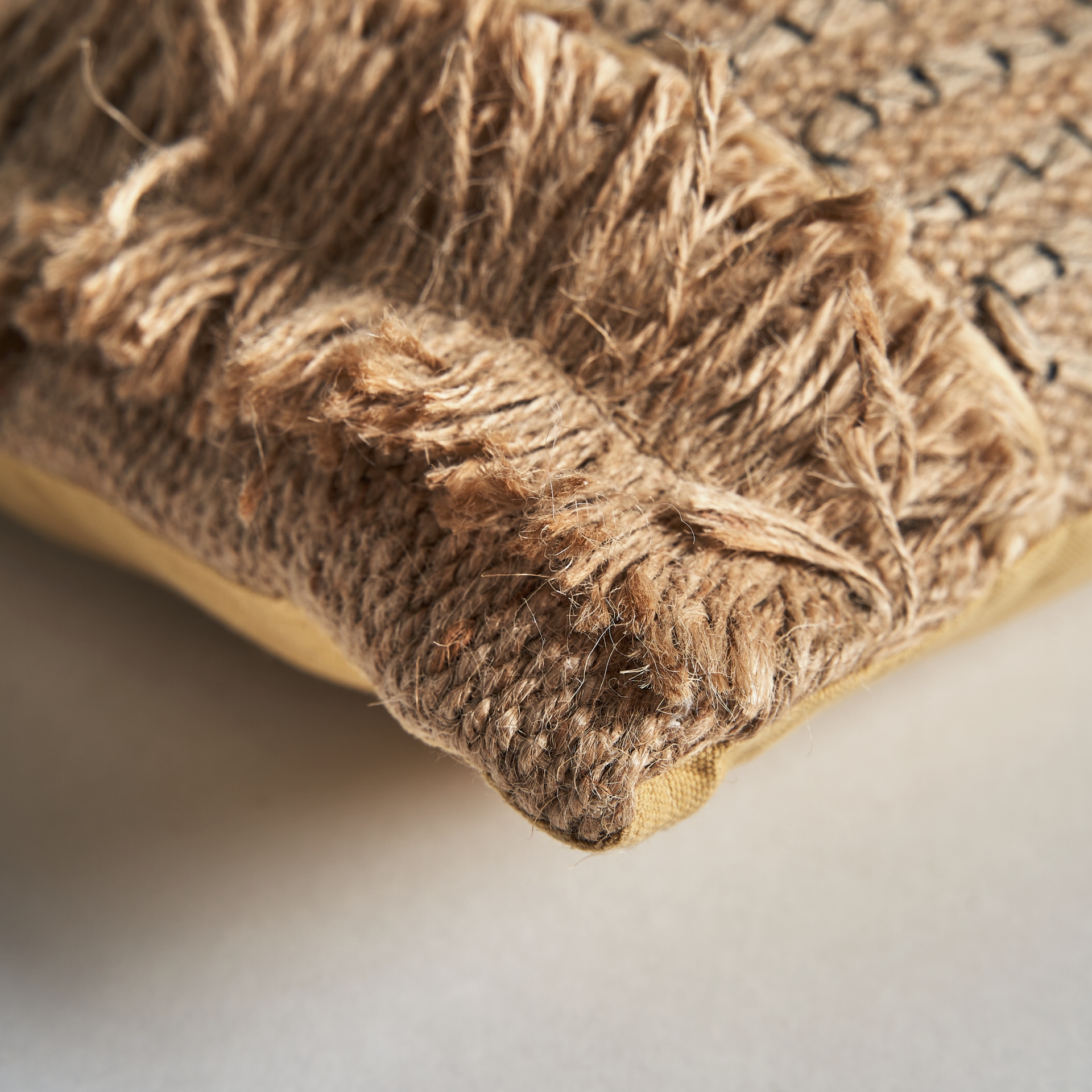 Прямоугольная подушка Elgin бежевого цвета Vical