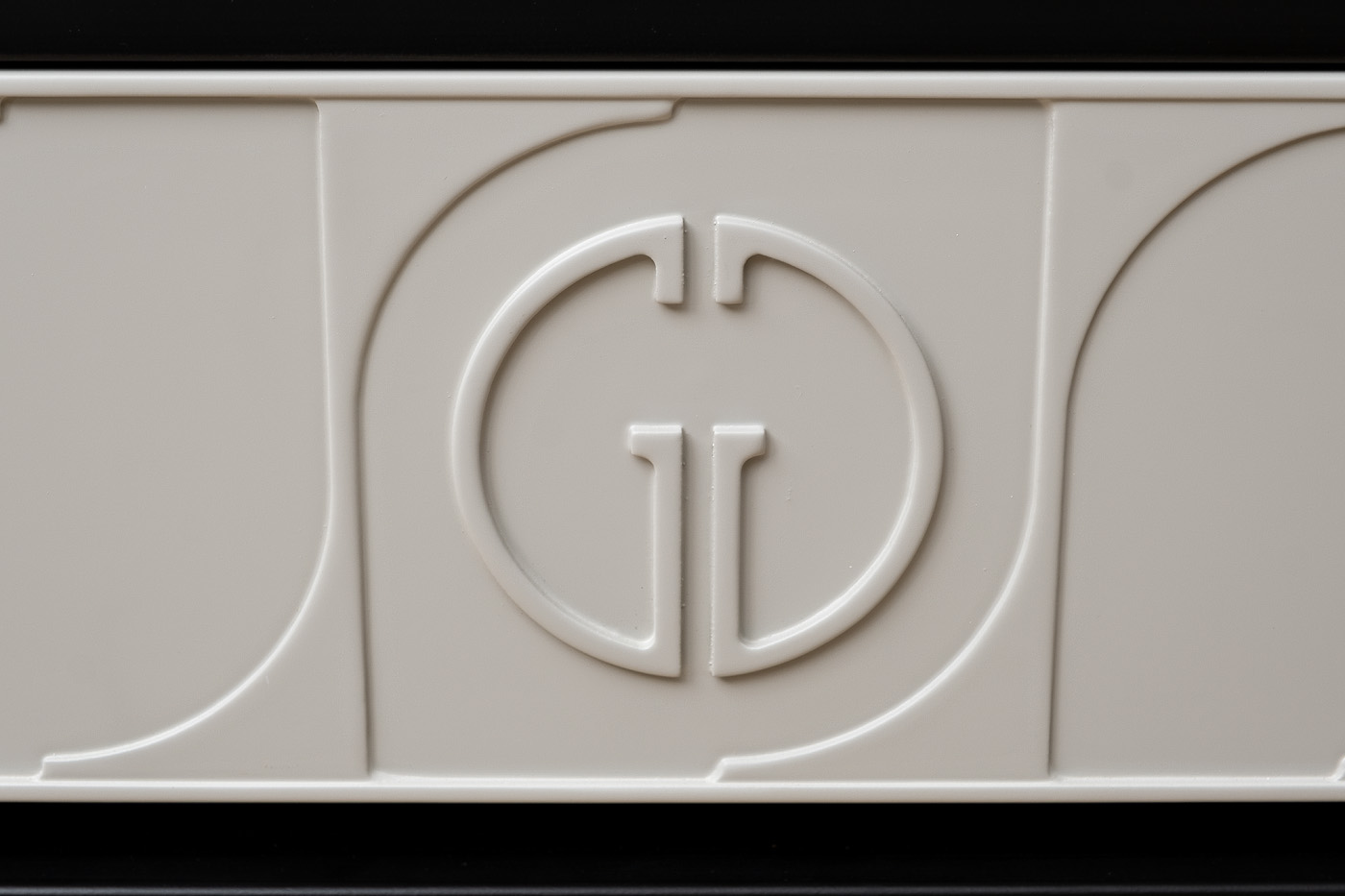 Консоль Spinola черно-серая Garda Decor GD-00001