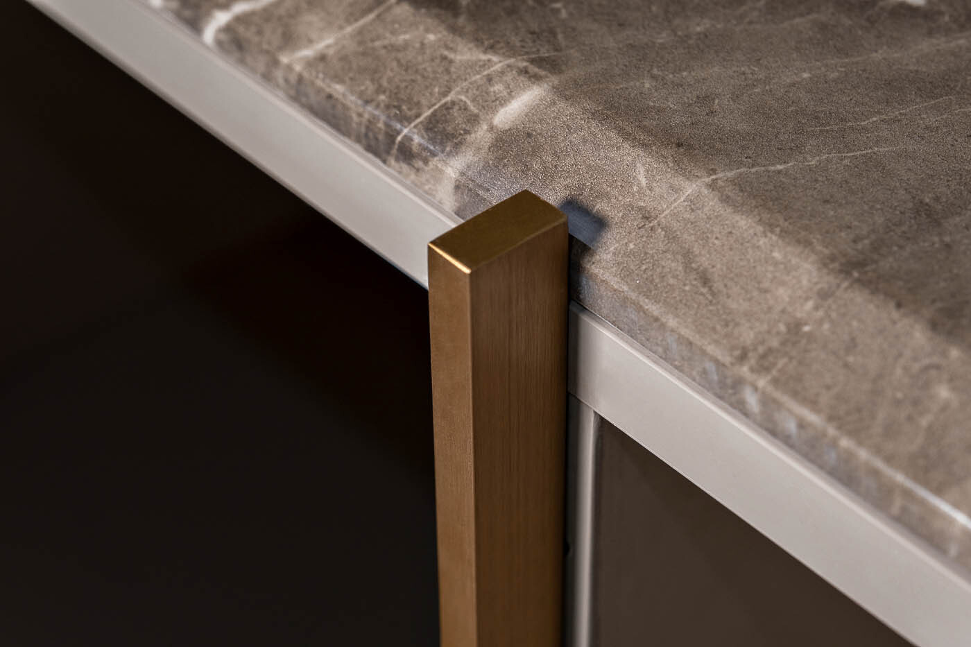 Комод Gate Garda Decor 58DB-21233KOMD Комод Gate Garda Decor 58DB-21233KOMD