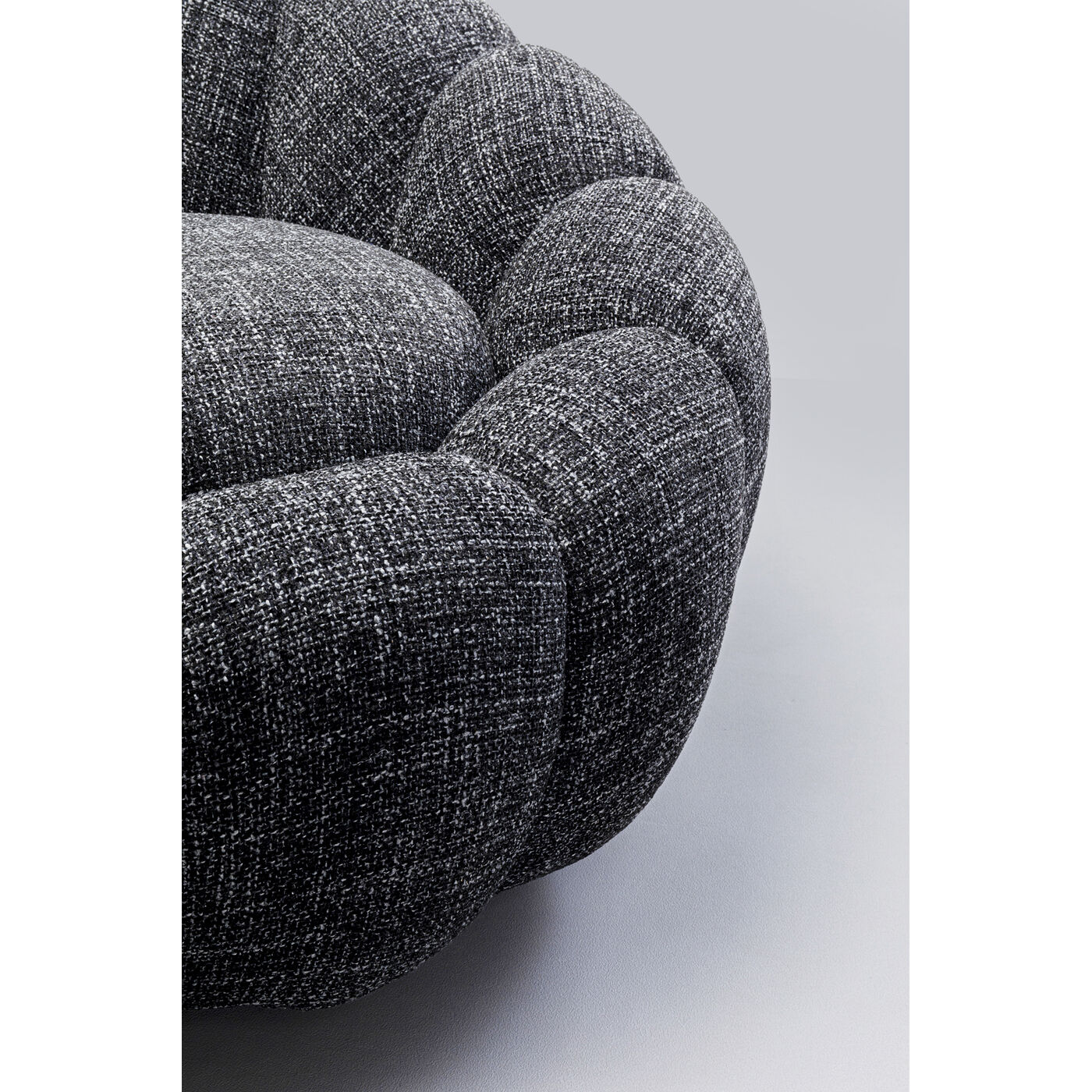 Кресло вращающееся Peppo Bloom Melange Black KARE 87777