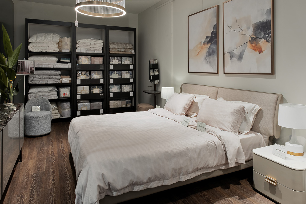 Кровать двуспальная бжевая Garda Decor 58DB-22118