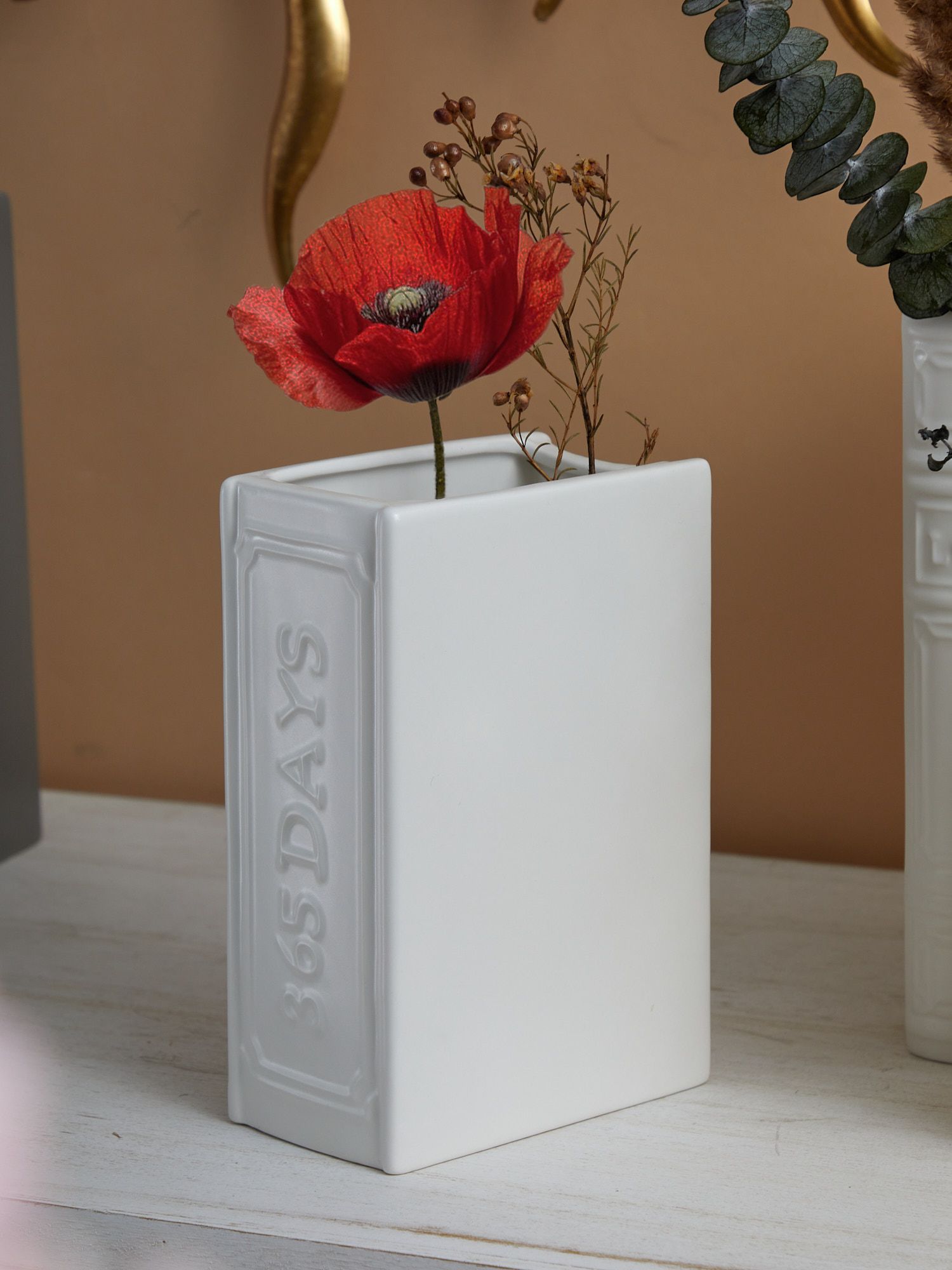 Ваза в виде книги Glasar 68-029