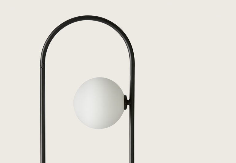 Настольная лампа Abbacus черная Aromas del Campo