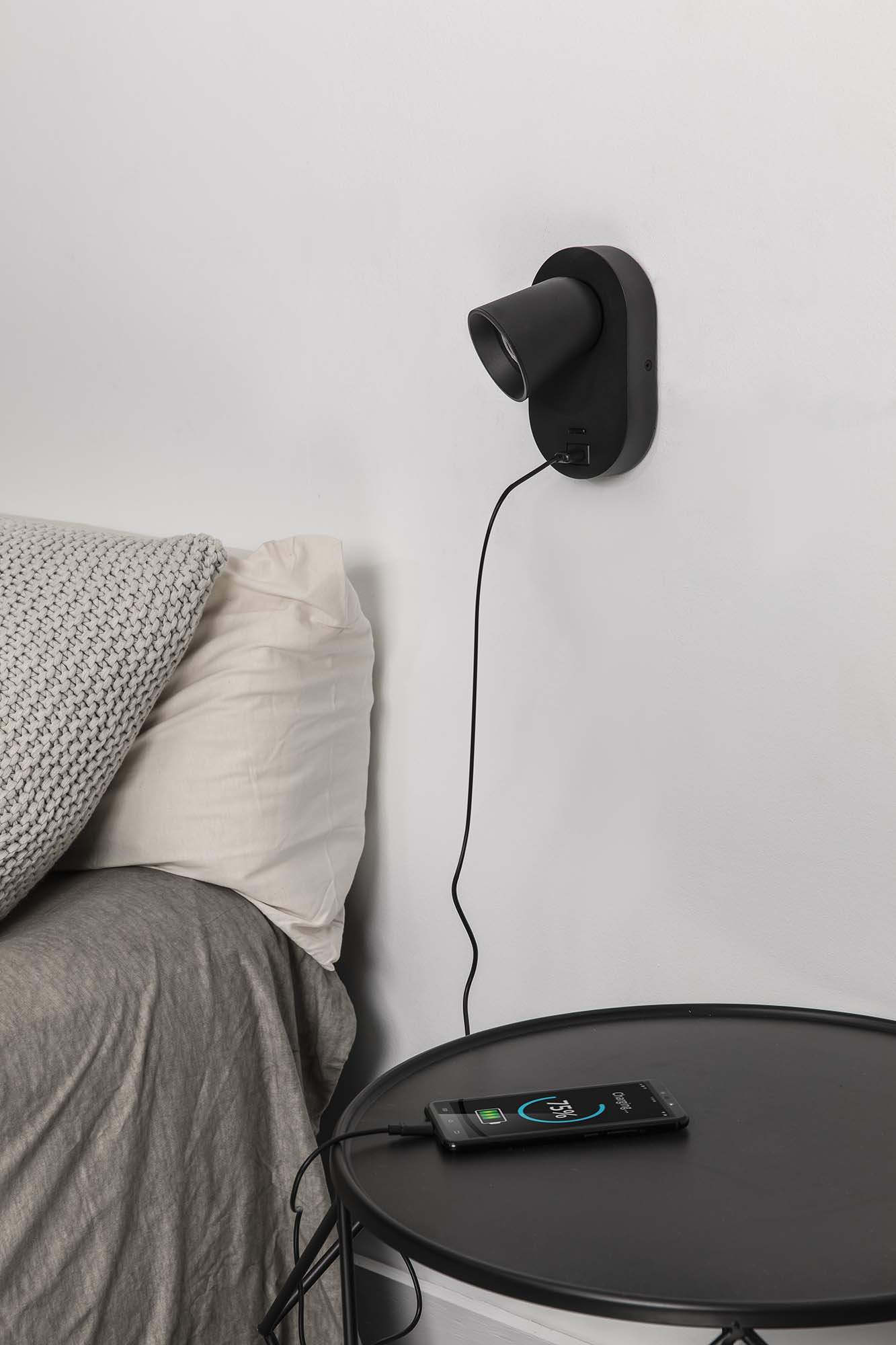 Настенный светильник CORB USB C черный Faro