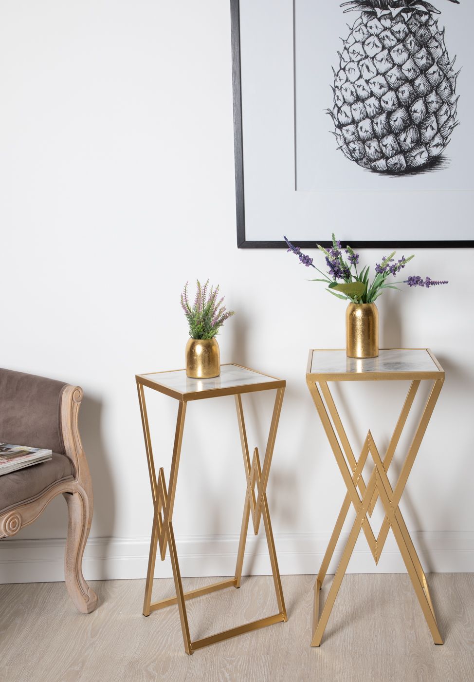 Столик приставной с белым мрамором Glasar 54-085