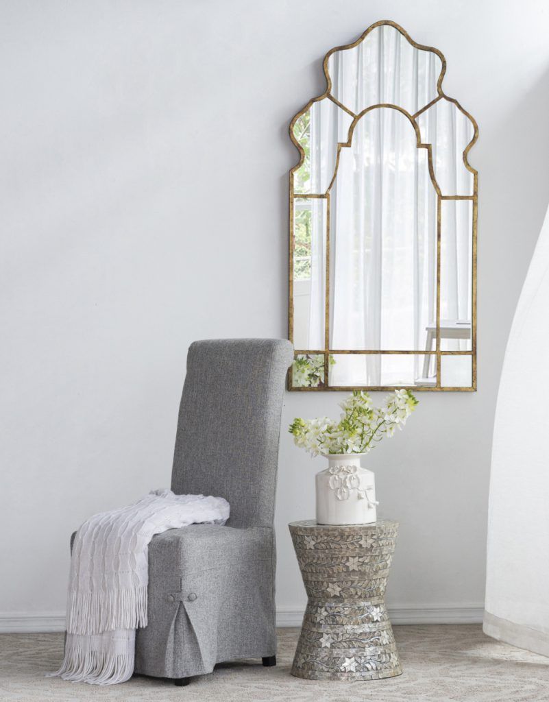 Столик акцентный с отделкой из раковин устриц Glasar 49922