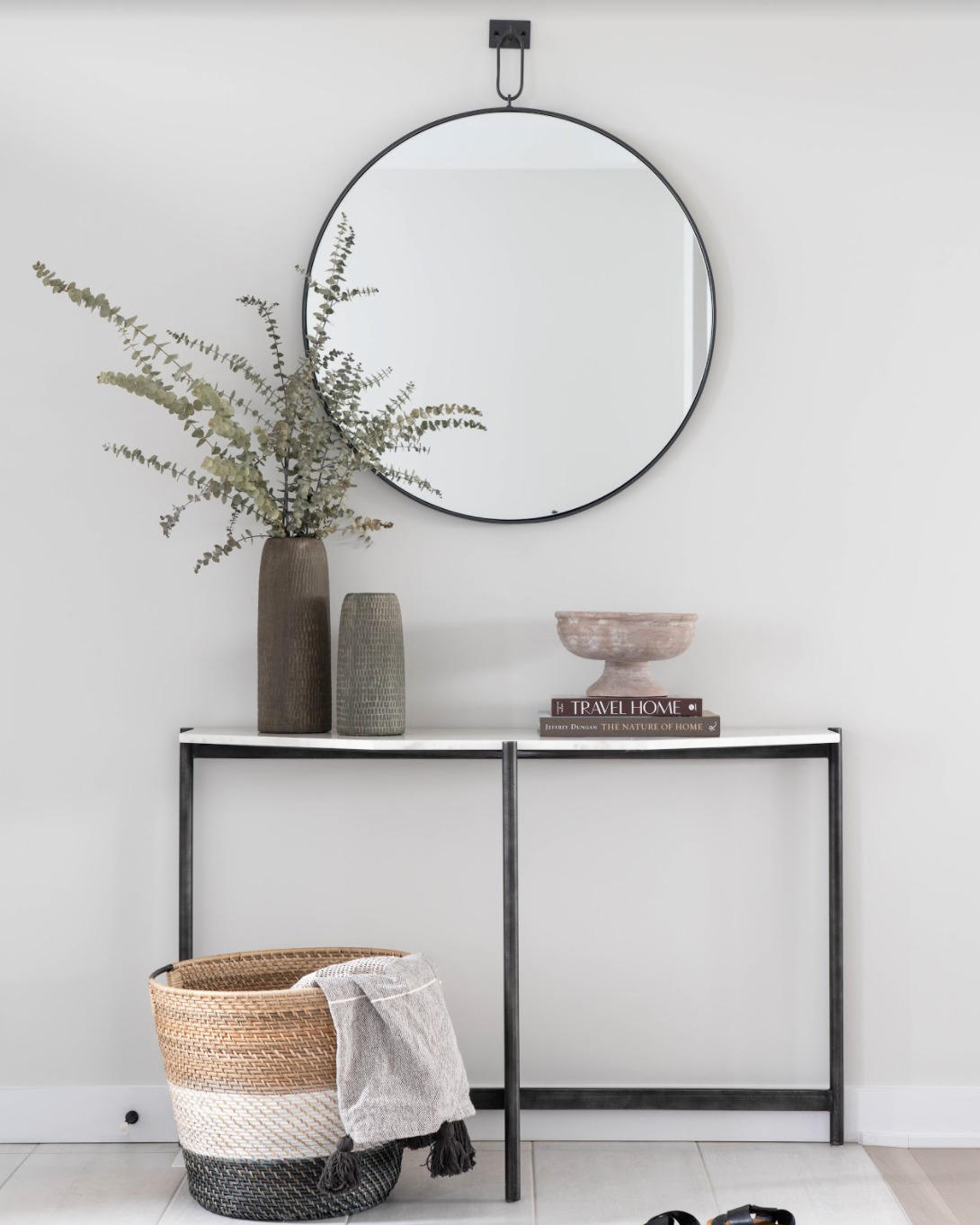 Черное настенное зеркало Найт Louvre Home LHDWM282123ZYH-black