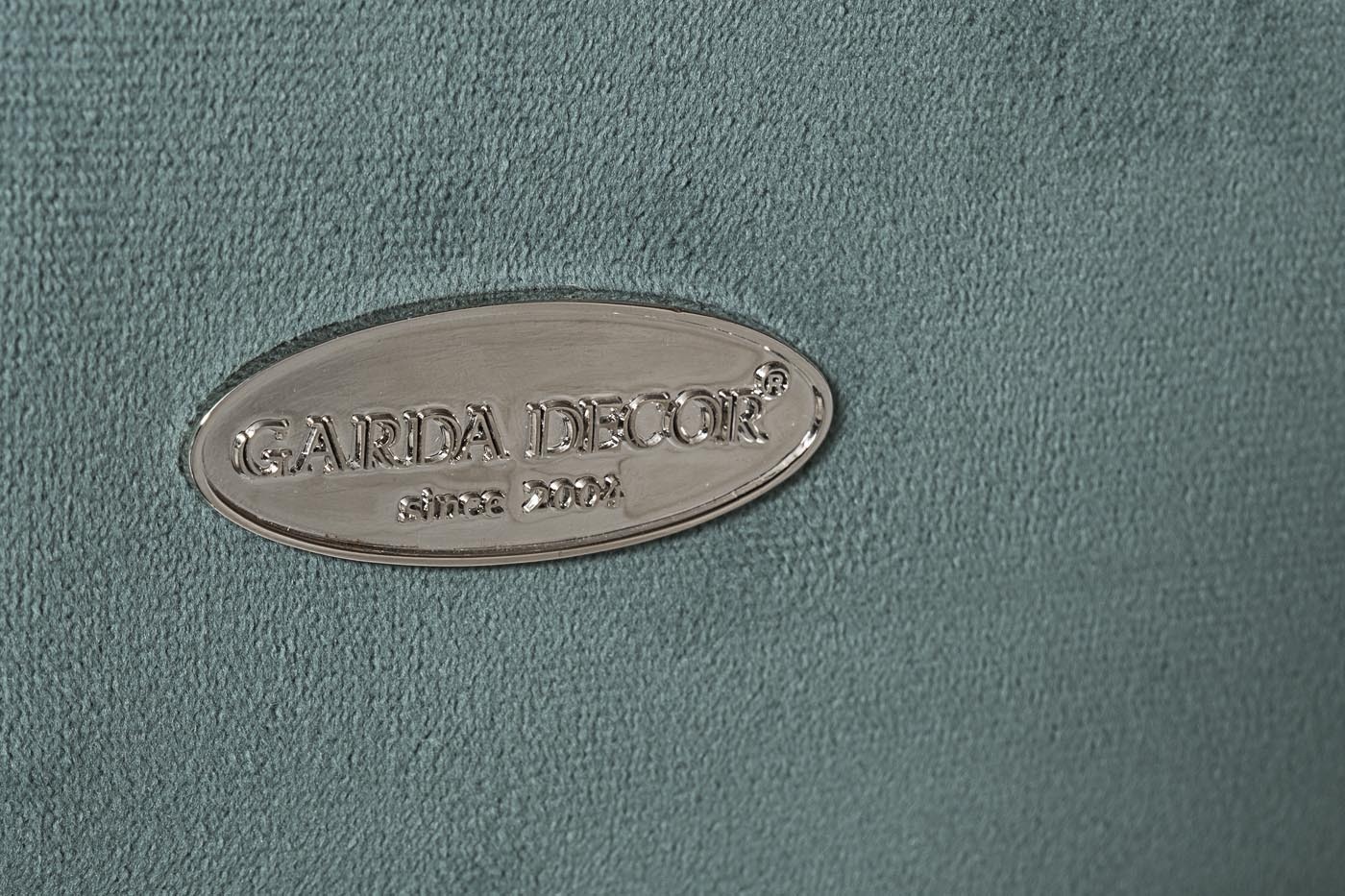 Диван Palermo трехместный велюровый Garda Decor GD-PALERMO-BM-1
