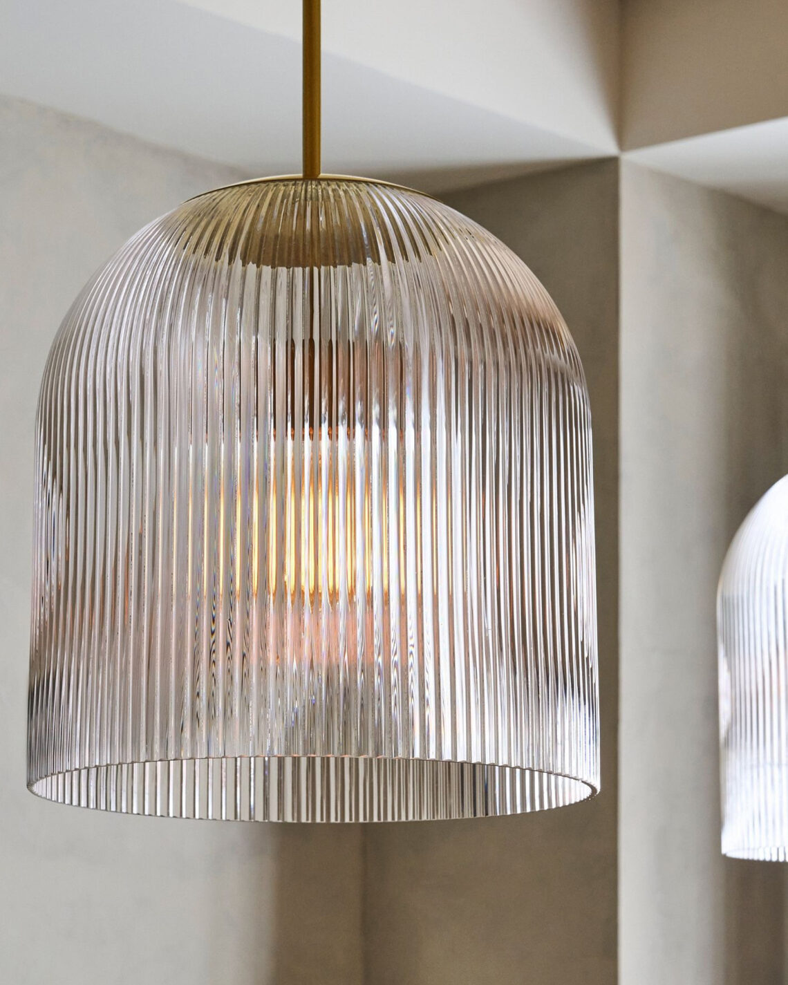 Золотой подвесной светильник Тезоро Louvre Home P7557PA