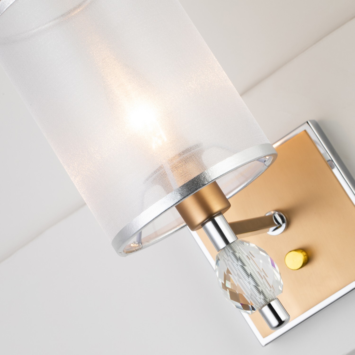 Настенный светильник Favourite 2705-1W