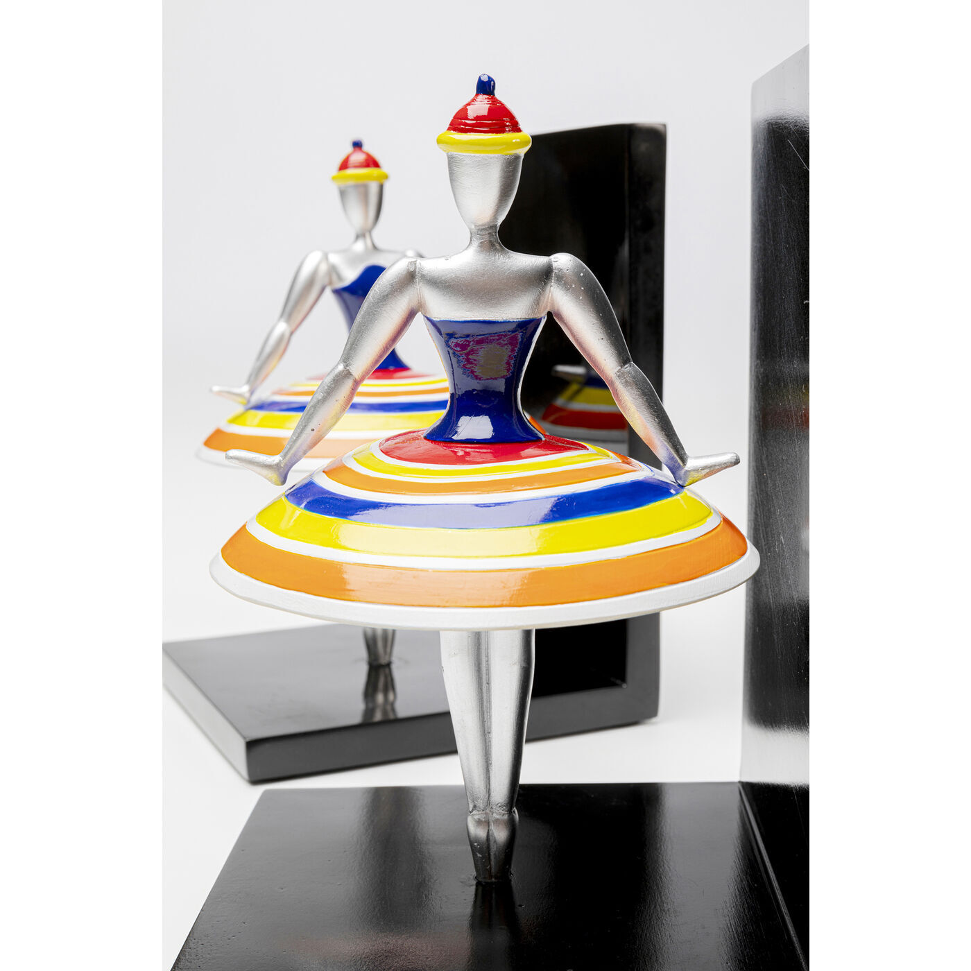 Книгодержатель KARE Ballerina 54752