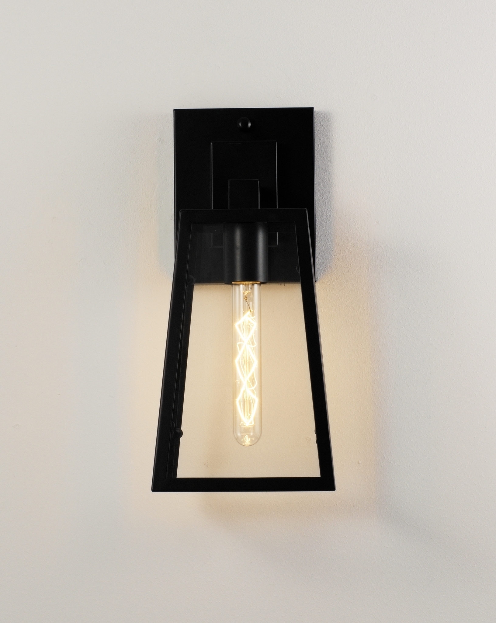 Настенный светильник Moderli V1641-1W Dio 1*E27*60W