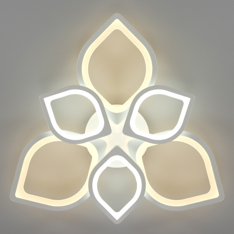 Накладная люстра Eurosvet 90228/6 белый