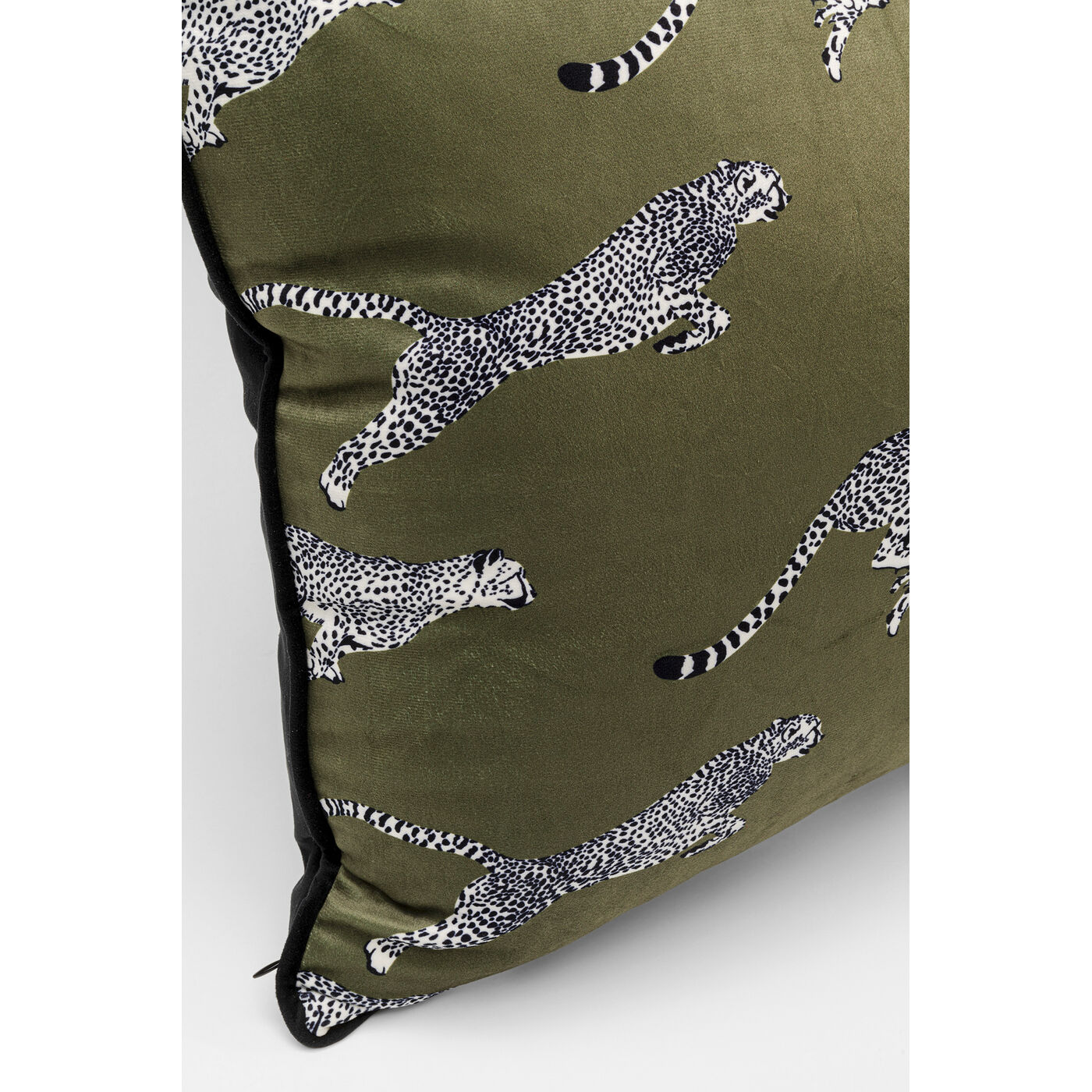 Подушка Running Chetahs 45x45cm KARE 56823