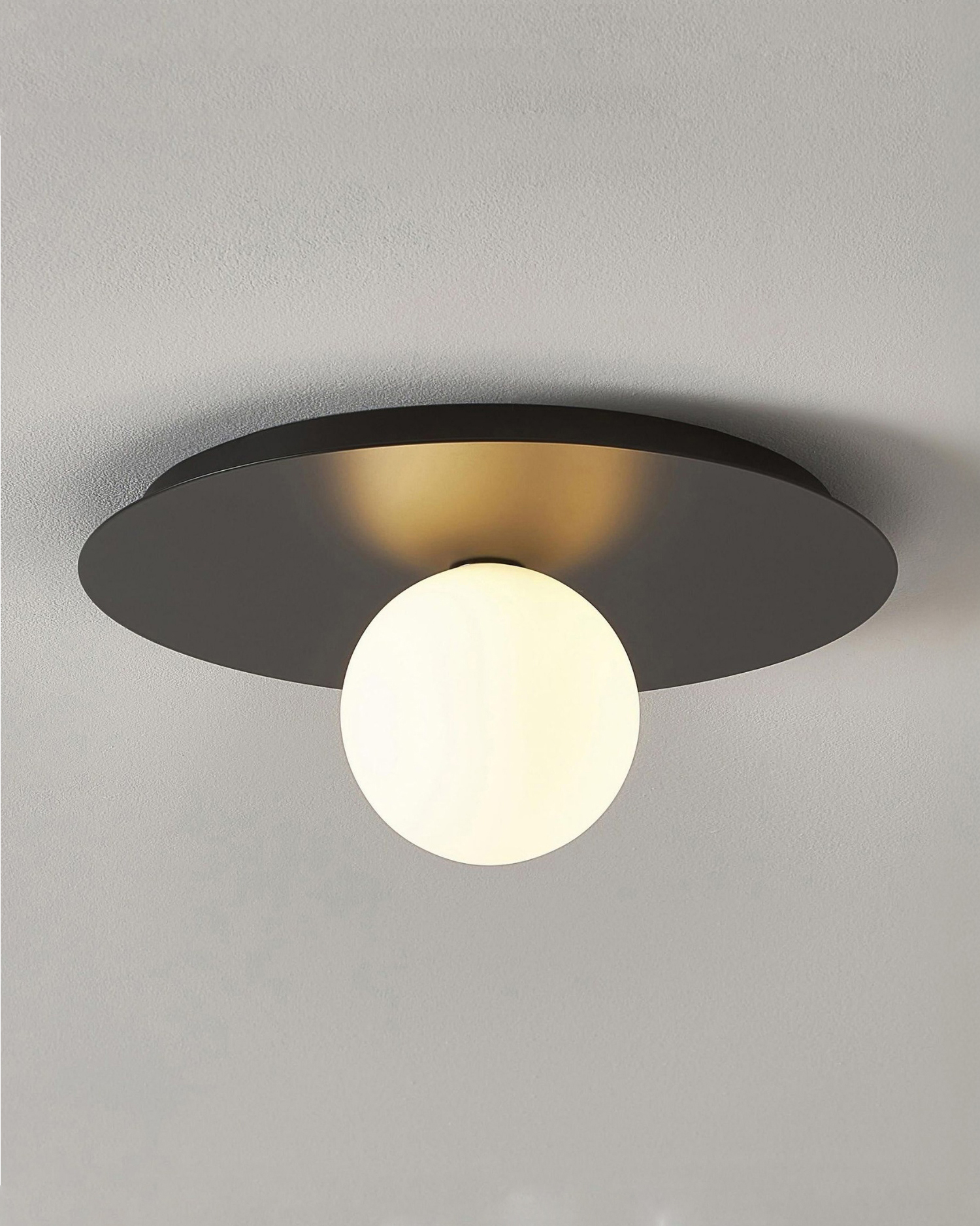 Чёрный настенно-потолочный светильник Ноа Louvre Home LFM210825SWL