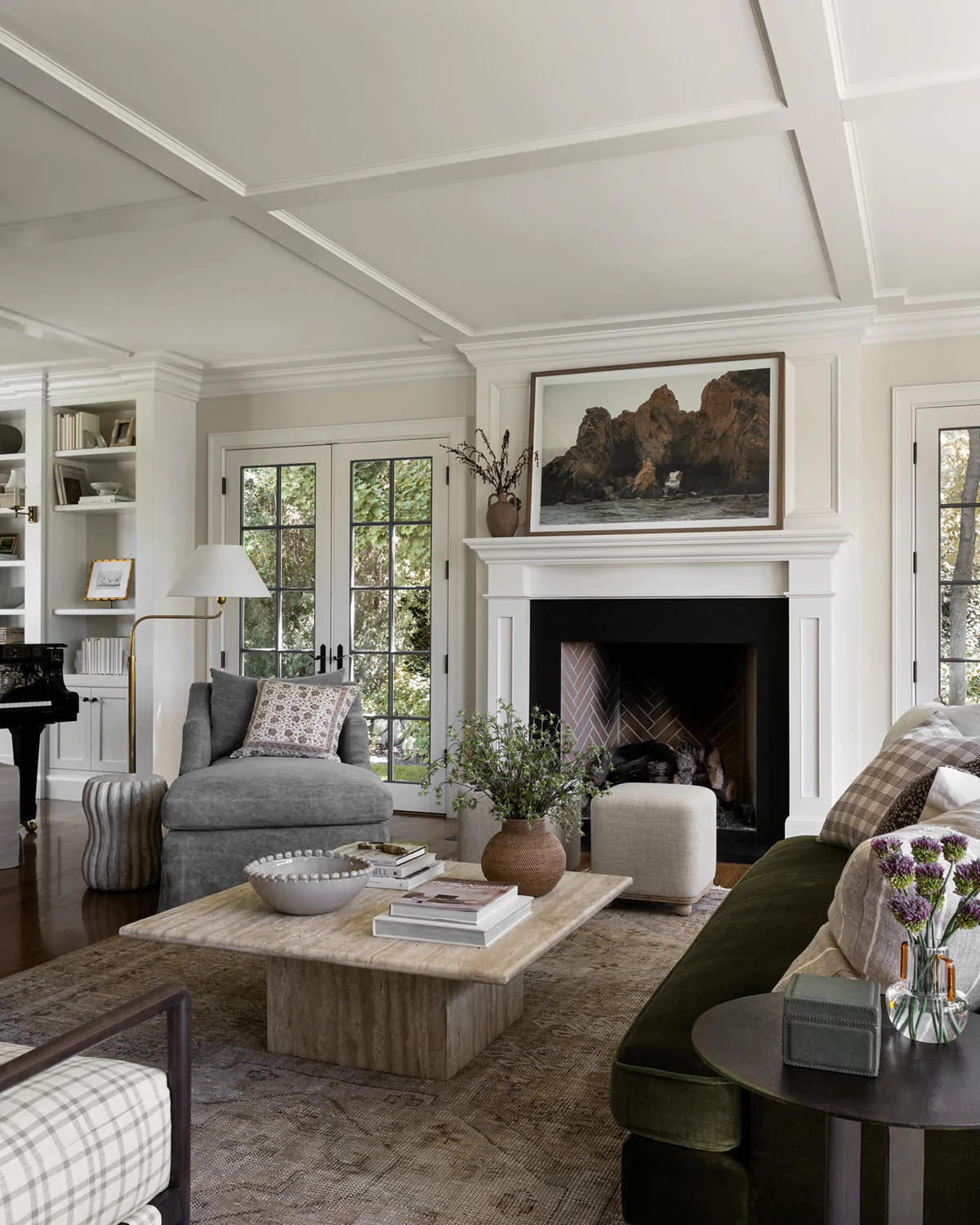 Бежевый пуф Ари Louvre Home LHFPFS0017HLN