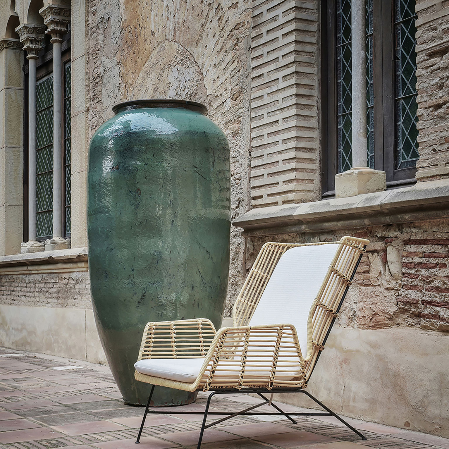 Ваза для улицы CHAN Vical