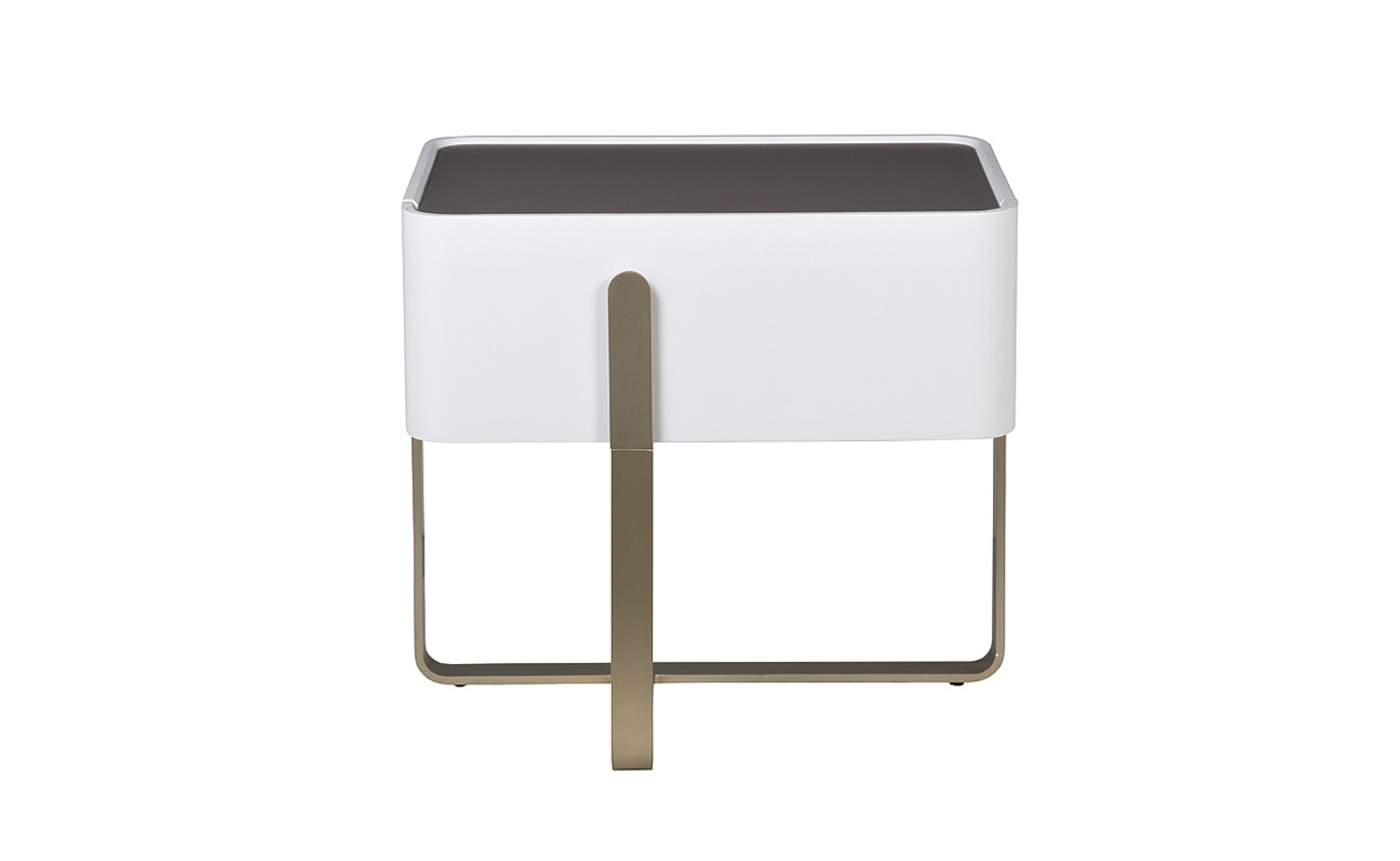 Тумбочка светлая с металлическим каркасом Garda Decor 77IP-20863