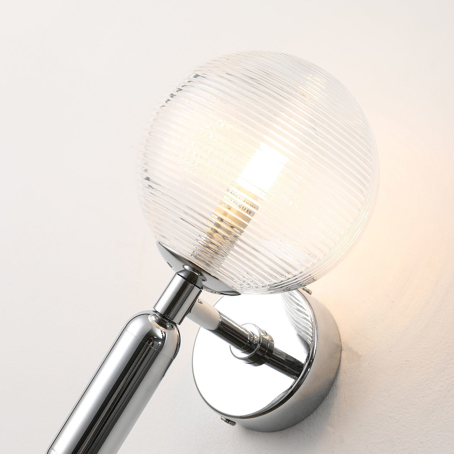 Настенный светильник Favourite 2724-1W