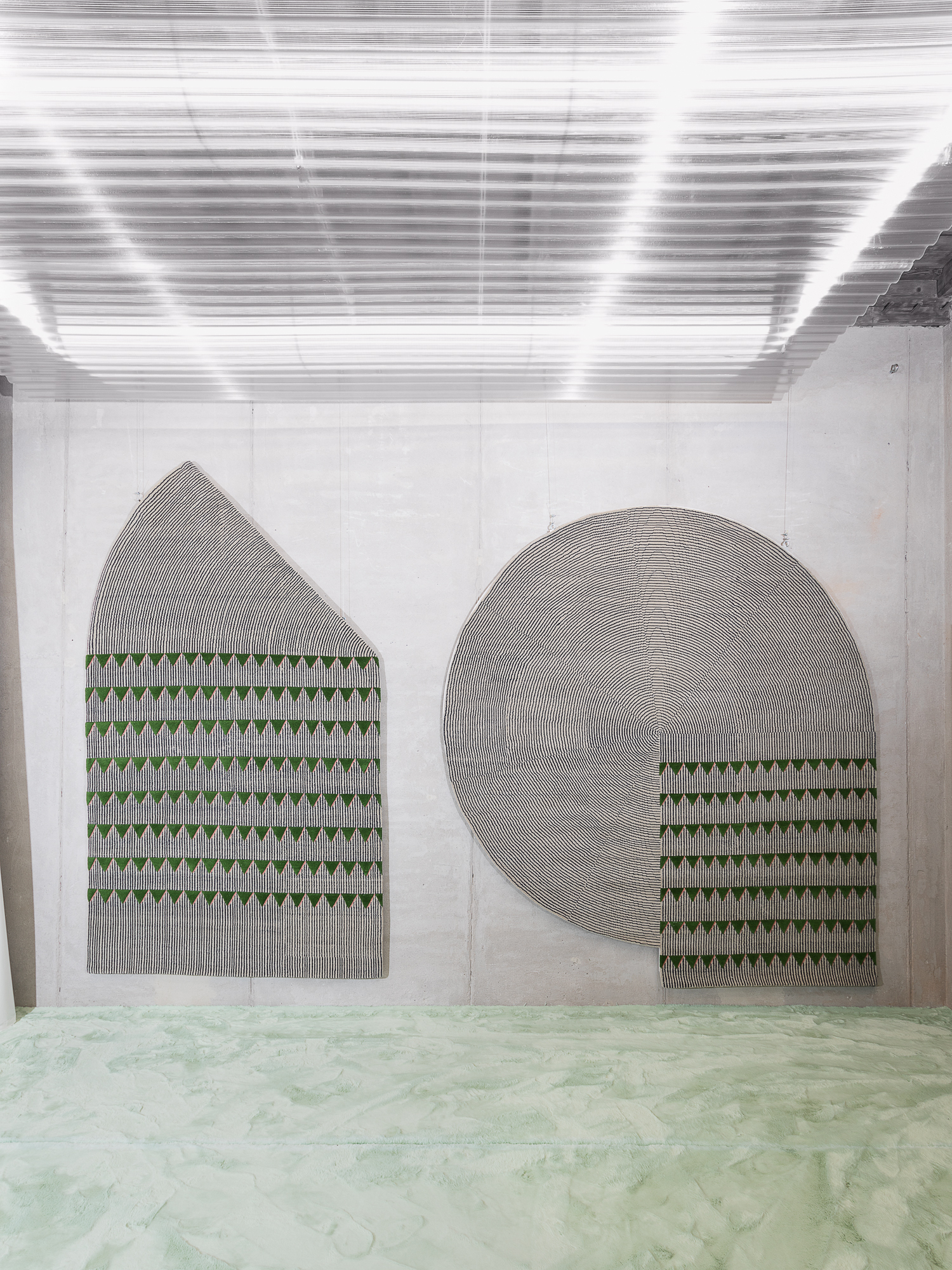 Ковер CC-TAPIS Plasterworks A Black and White