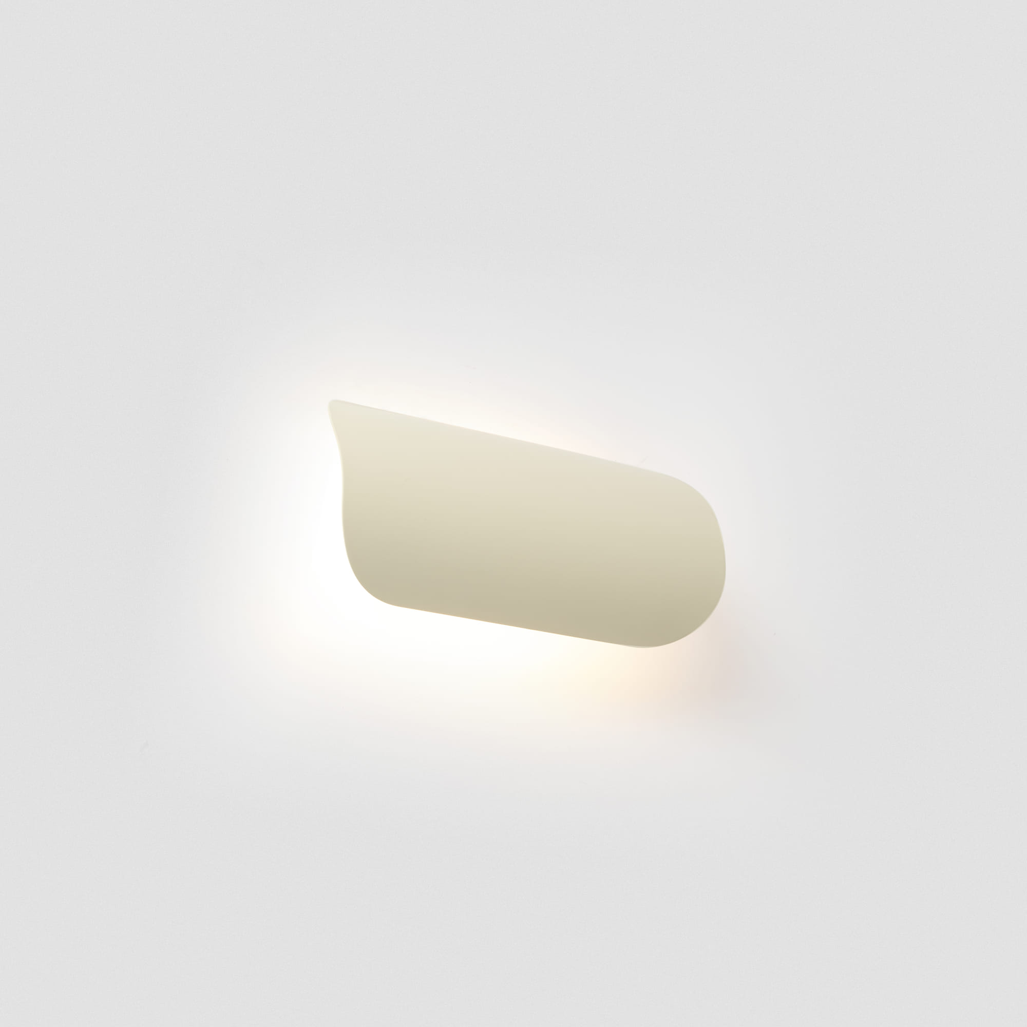 NOVO 250 Бежевый настенный светильник LED 5W 2700K Faro
