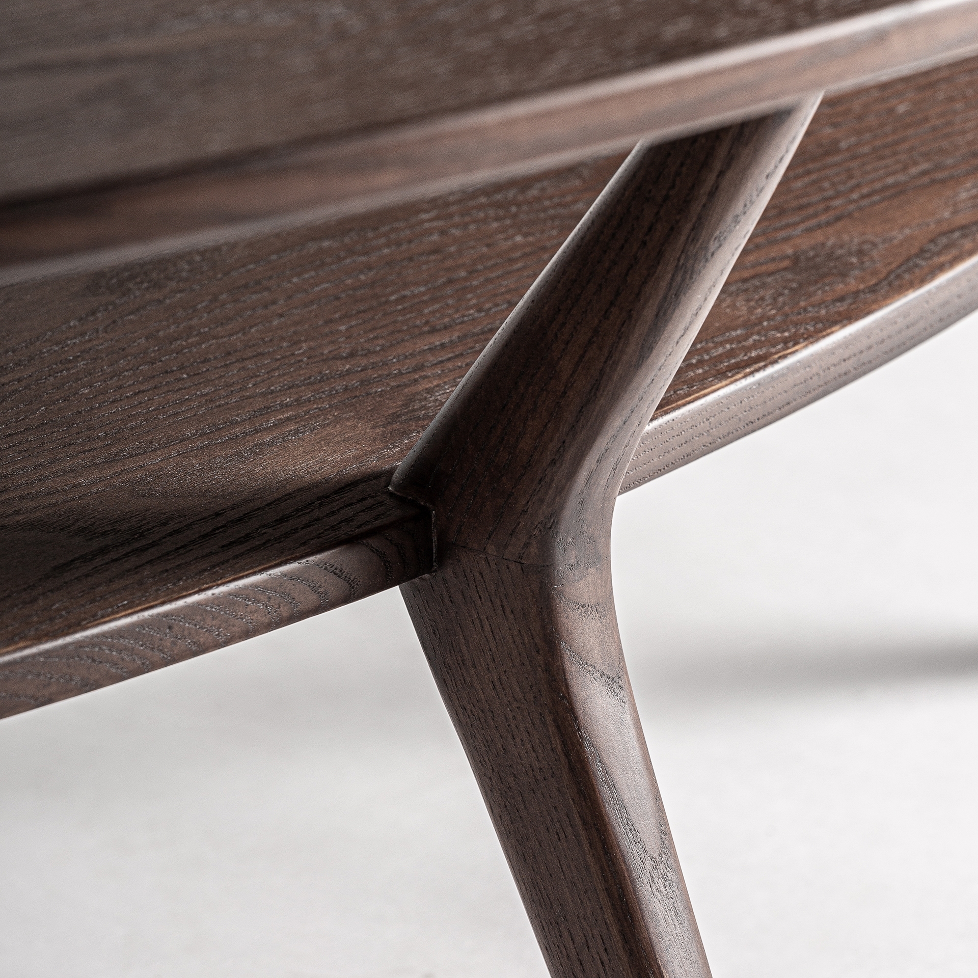 Журнальный столик TERBORG Vical