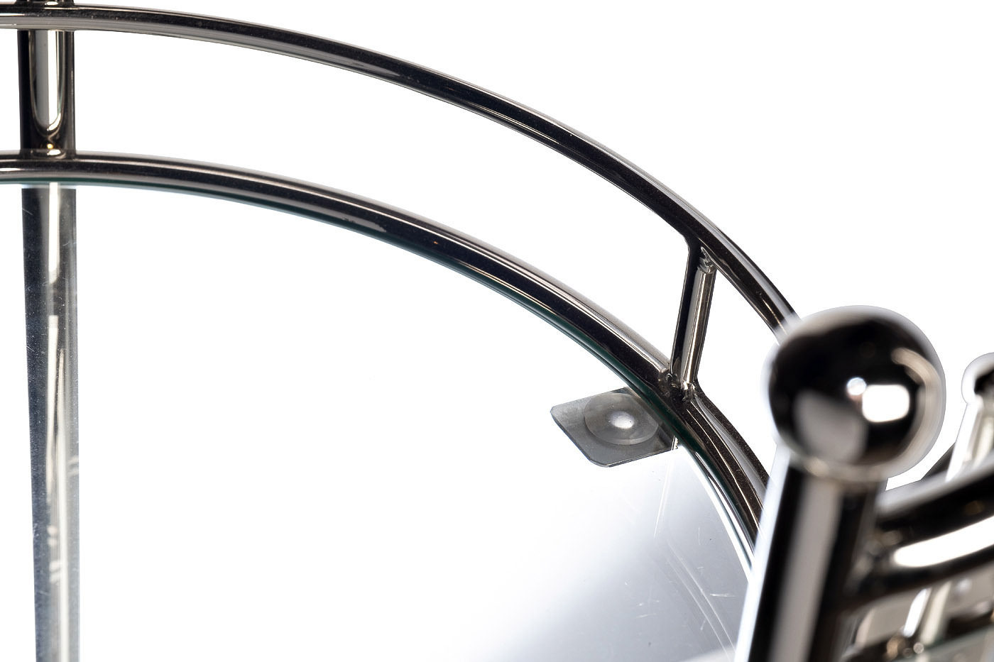 Тележка сервировочная металлическая с зеркальными полками Garda Decor 95IM-4651 Тележка сервировочная металлическая с зеркальными полками Garda Decor 95IM-4651