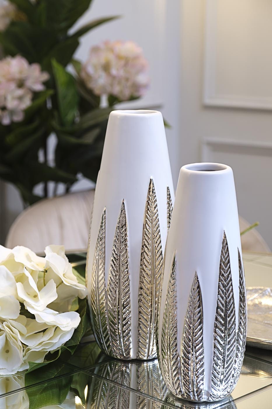 Ваза белая с декором Garda Decor 18H2840S-19