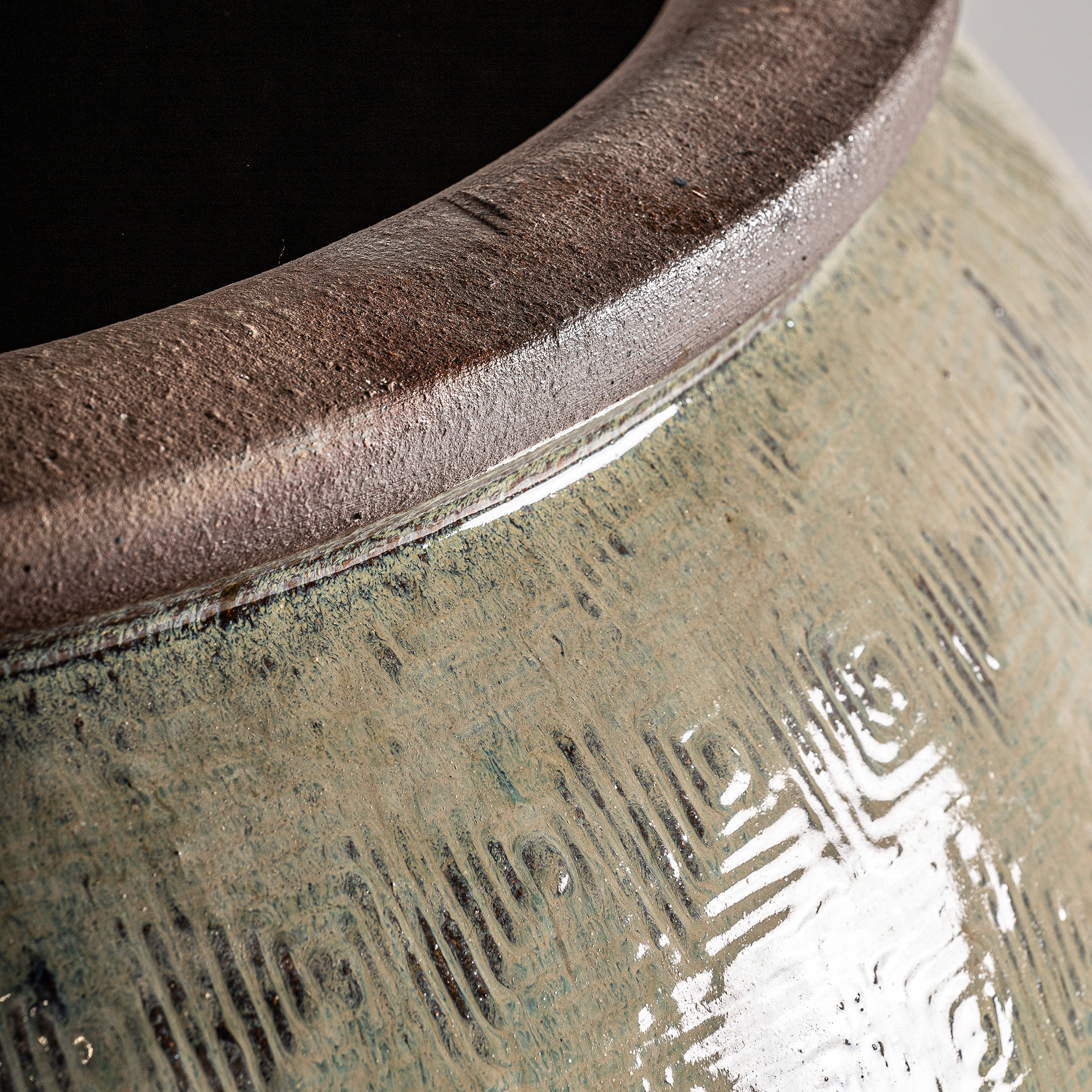 Цилиндрическая амфора NAIROBI Vical