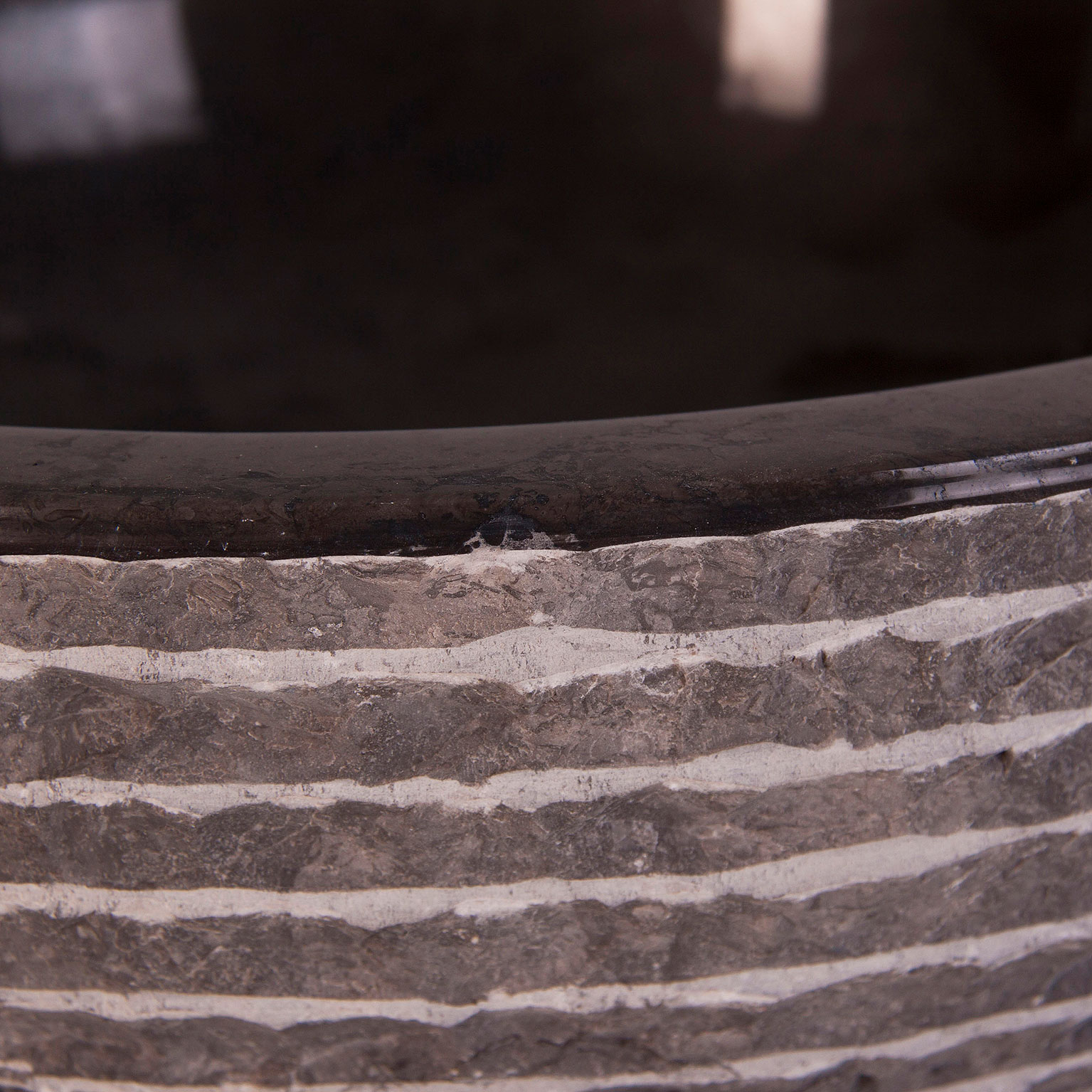 Круглая раковина Iris Vical