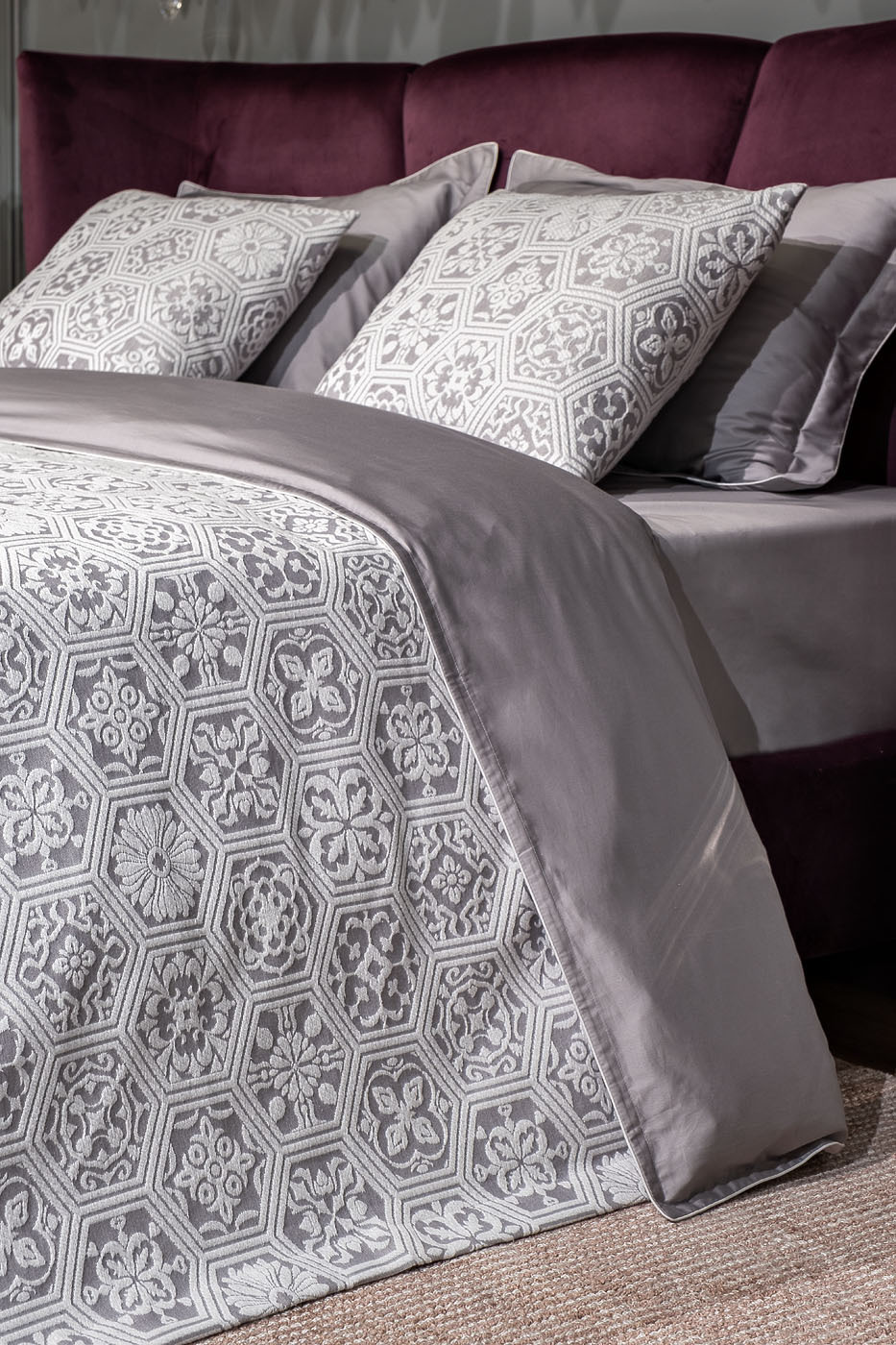 Покрывало "Ажур" 240х260см серое Garda Decor 16AMR-MTS240260-POKR SER