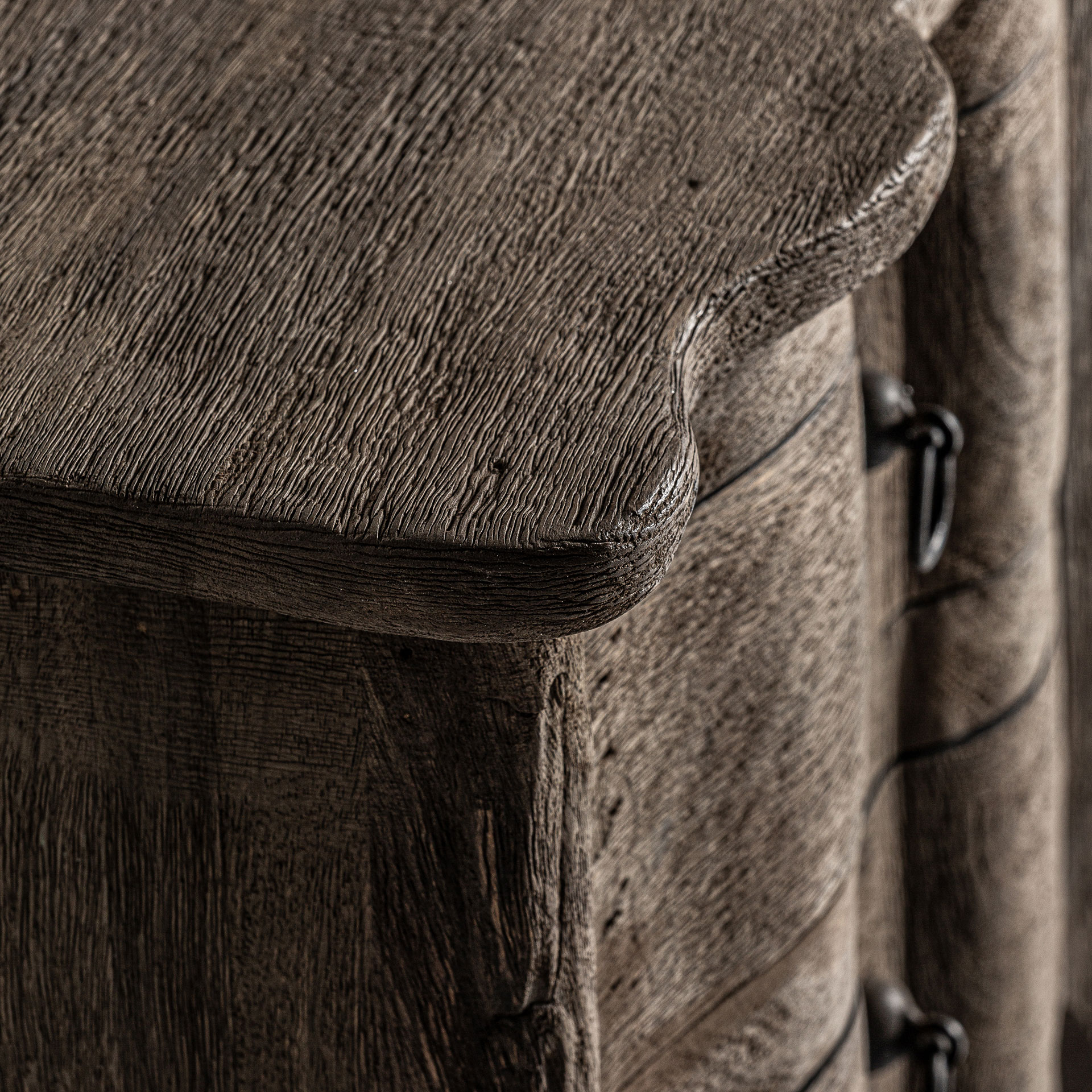 Прикроватная тумбочка MUNGUIA Vical