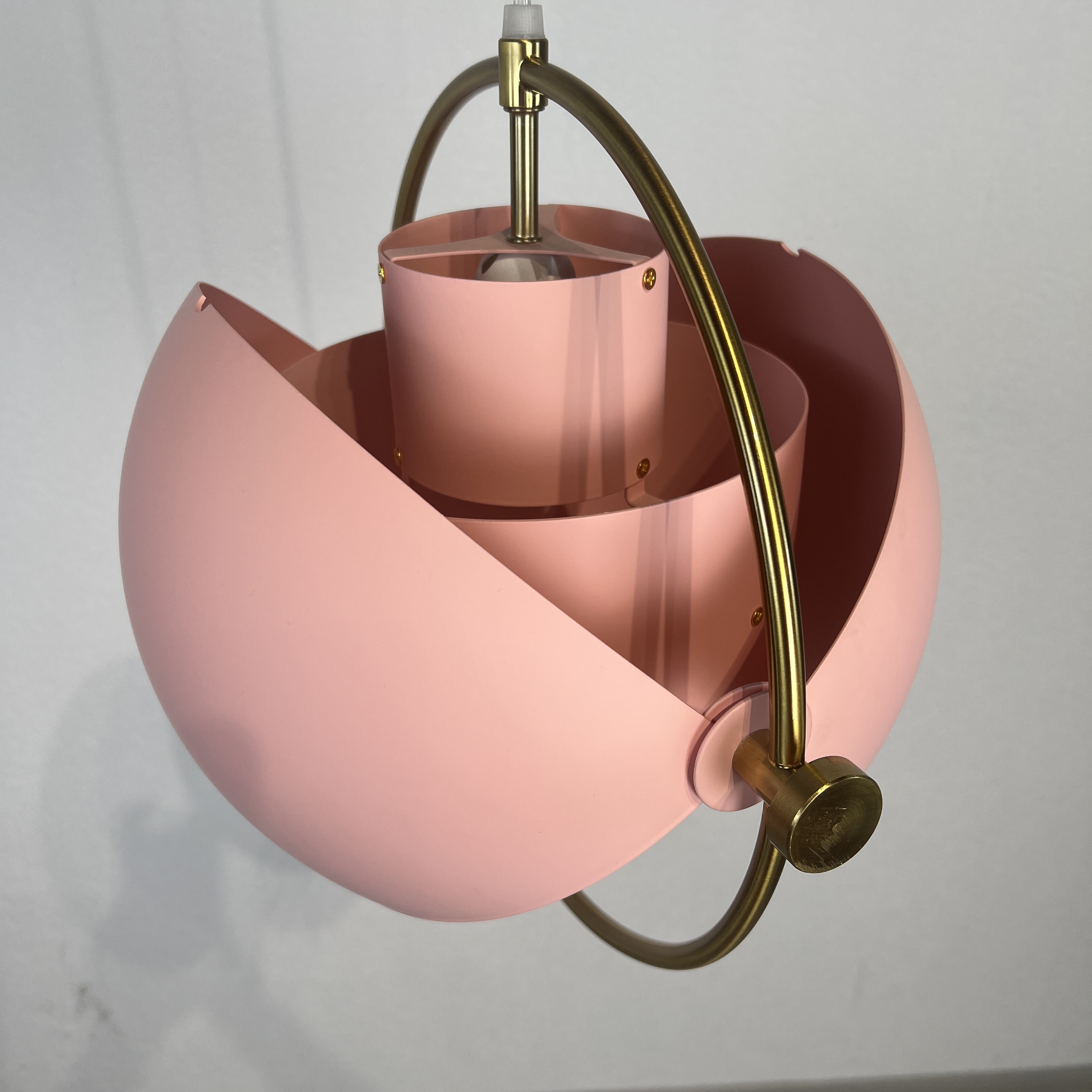 Люстра Louis Weisdorff Gubi Multi-lite Pendant Pink by ImperiumLoft