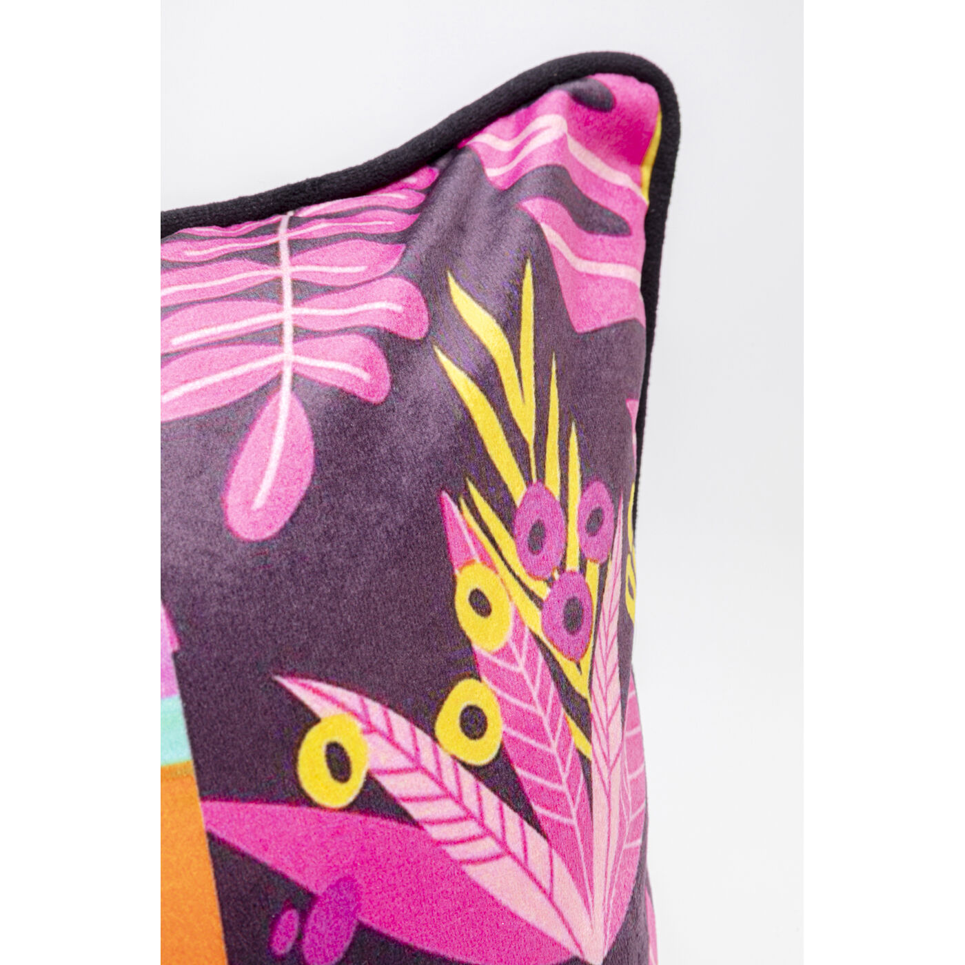 Подушка Fantasy Zebra 45x45cm KARE 57745