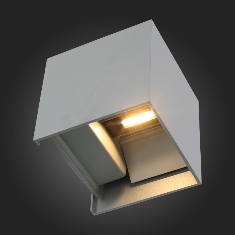 Светильник настенный ST Luce SL560.701.02