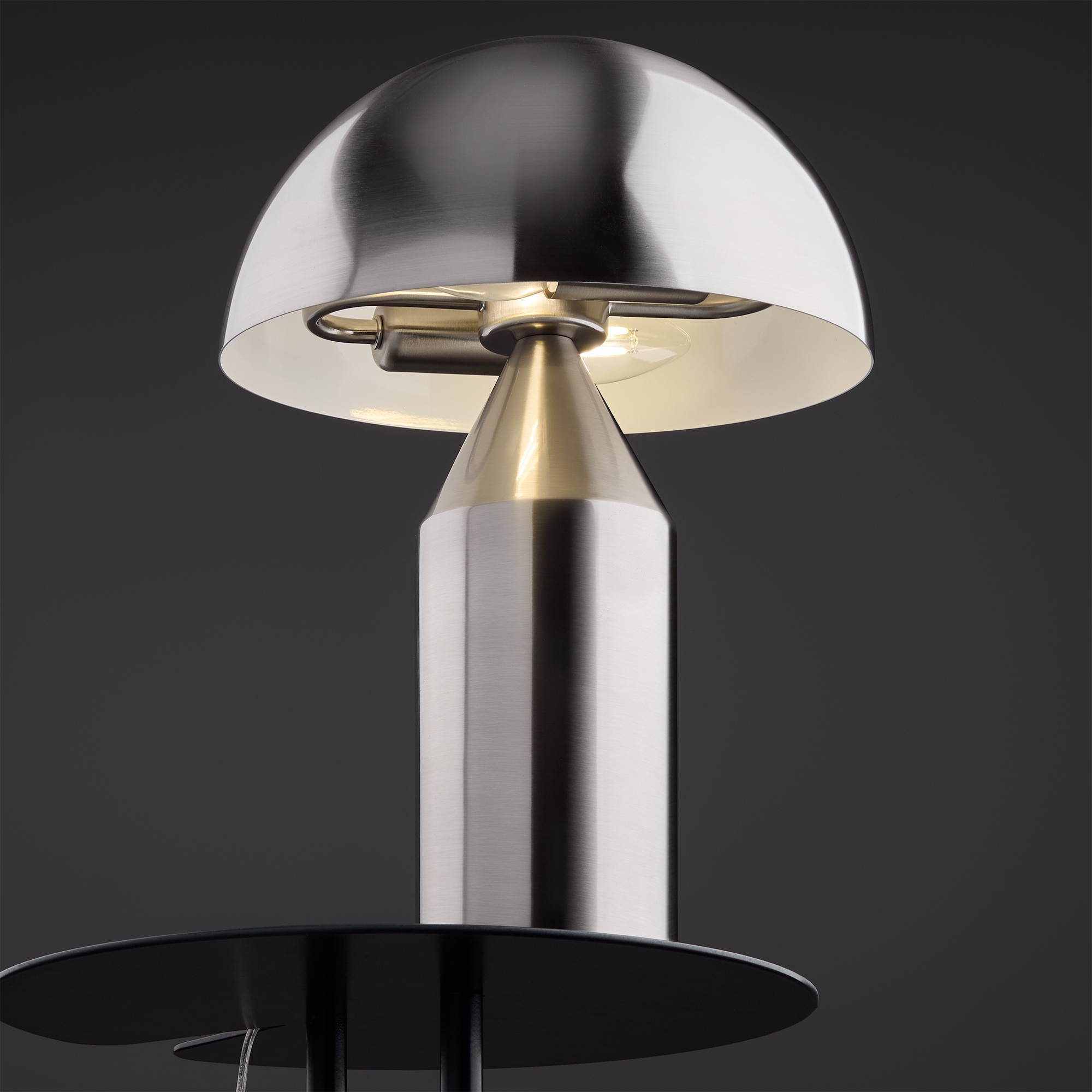 Настольный светильник Freya FR5218TL-02N